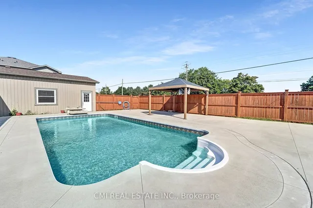 Additional property image - 301 Christina Ave