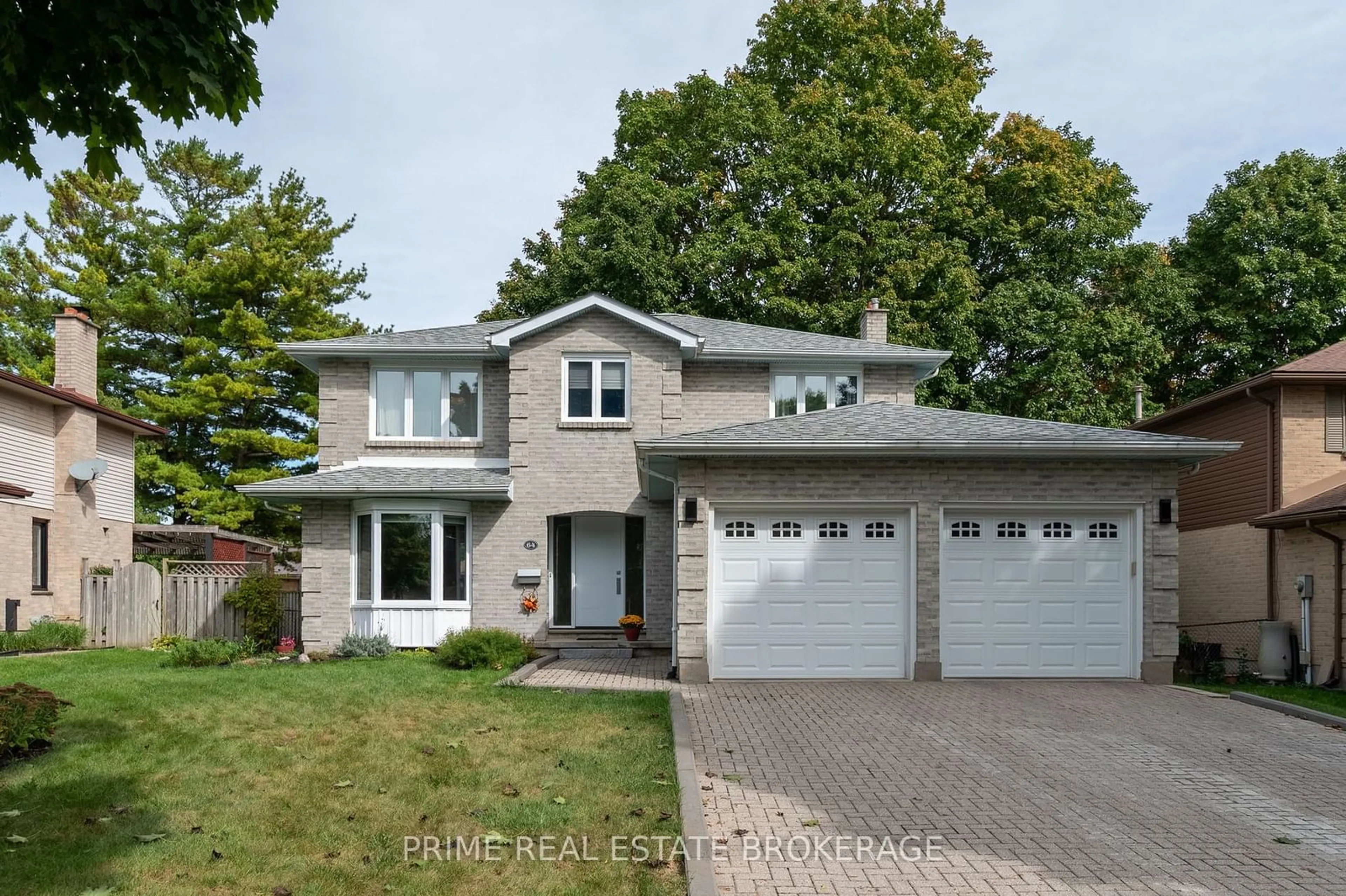 Frontside or backside of a home, the street view for 64 Walmer Gdns, London Ontario N6G 4H6