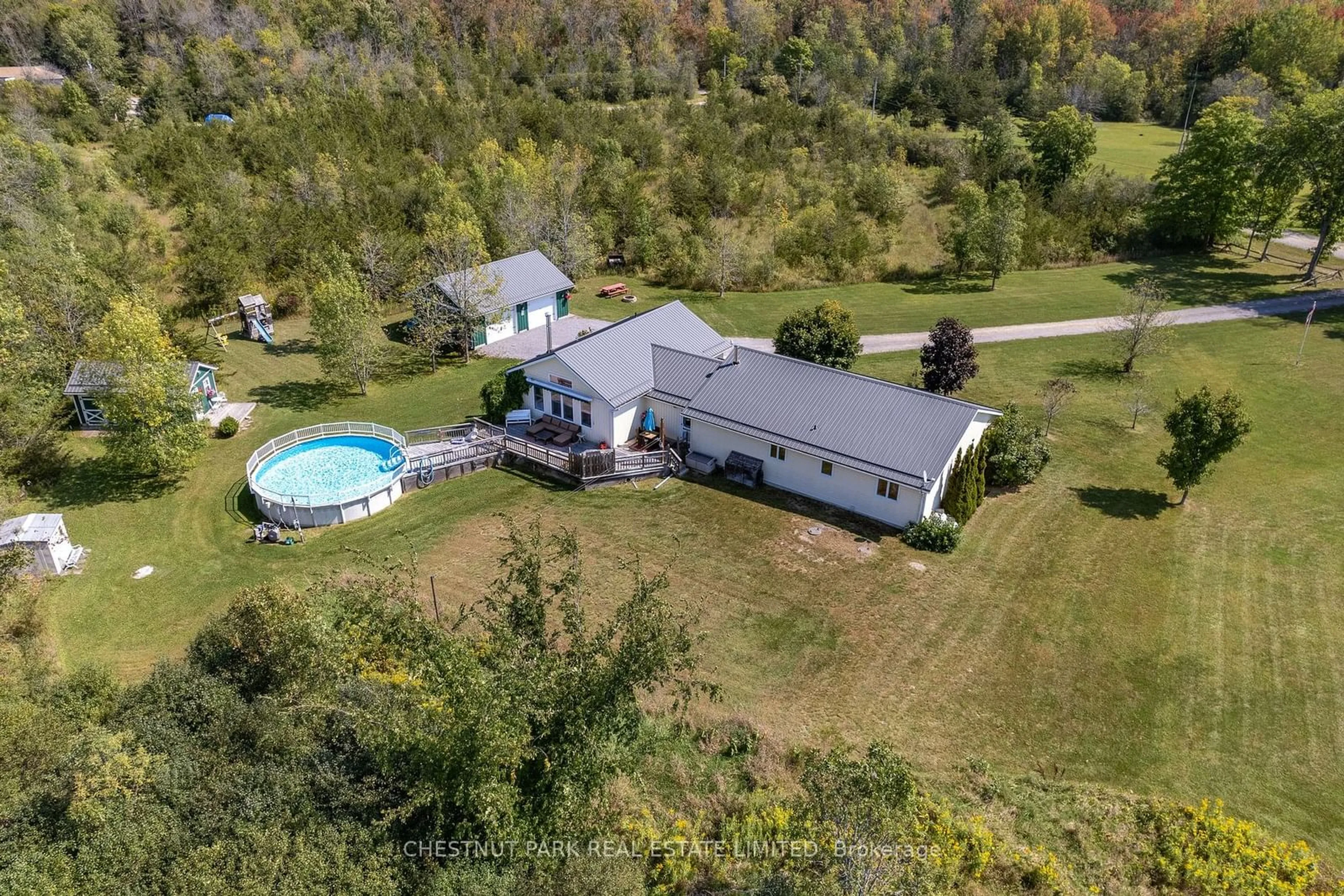 Indoor or outdoor pool for 152 School House Rd, Prince Edward County Ontario K0K 2P0