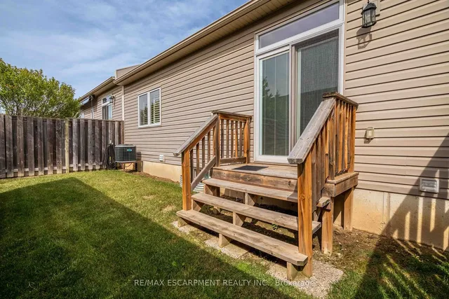 Additional property image - 8 Hillgartner Lane
