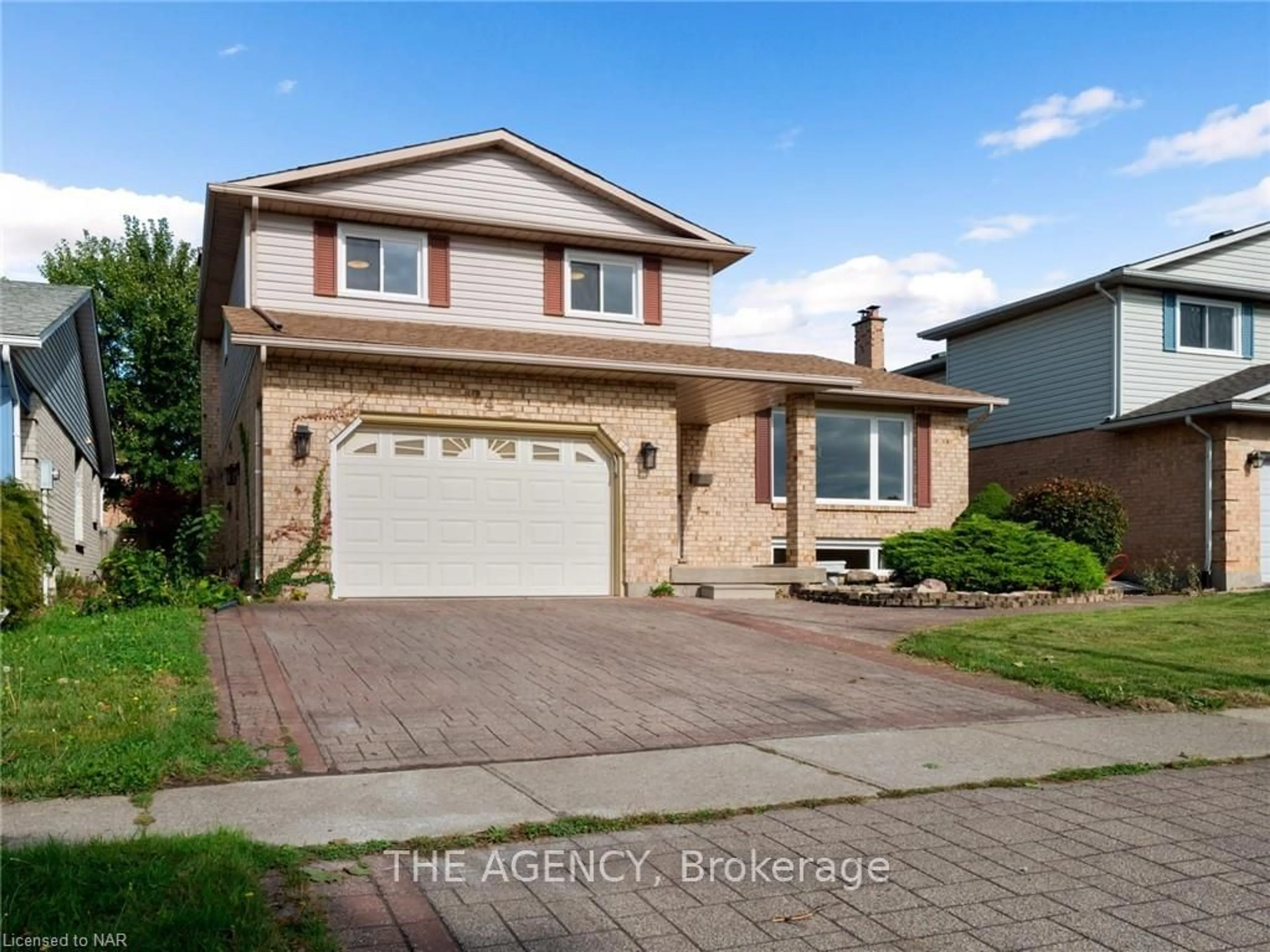 Frontside or backside of a home, the street view for 24 Keefer Rd, Thorold Ontario L2V 4Y4