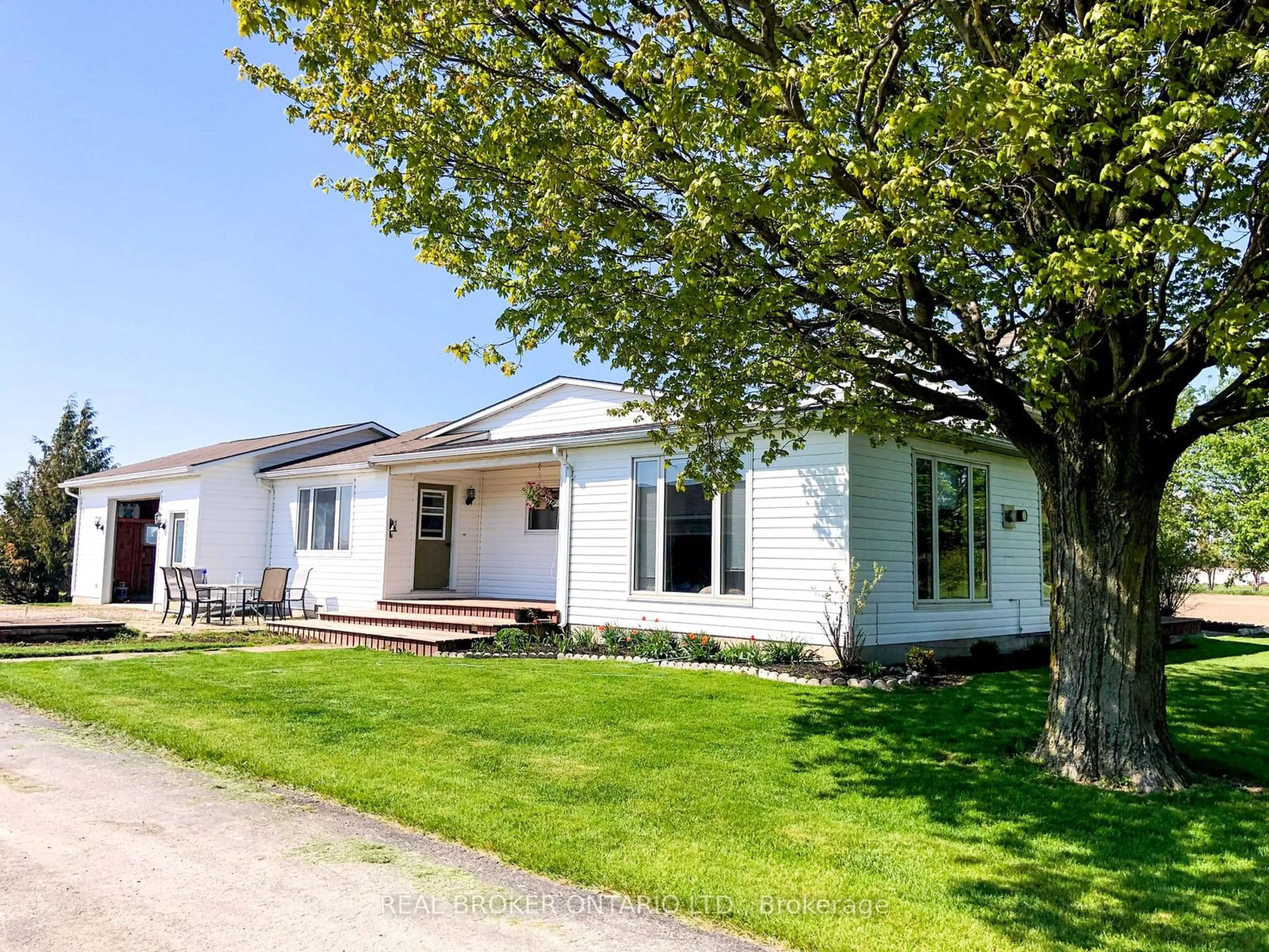 Outside view for 86119 Kintail Line, Ashfield-Colborne-Wawanosh Ontario N7A 3X9