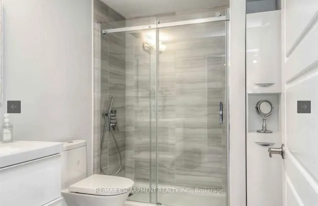 Additional property image - 5 Wake Robin Dr Unit 210