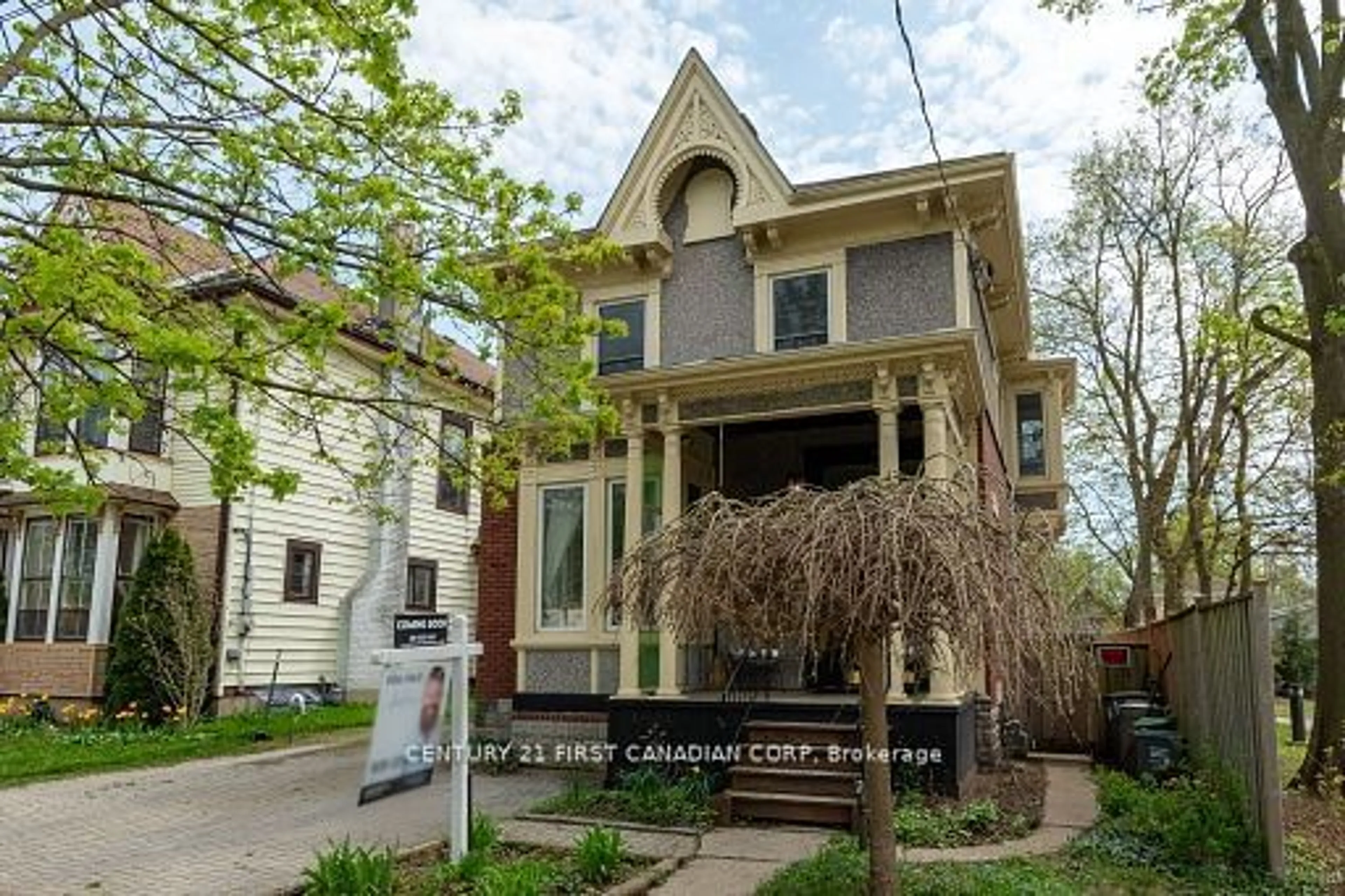 A pic from exterior of the house or condo, the street view for 56 Riverview Ave, London Ontario N6J 1A2