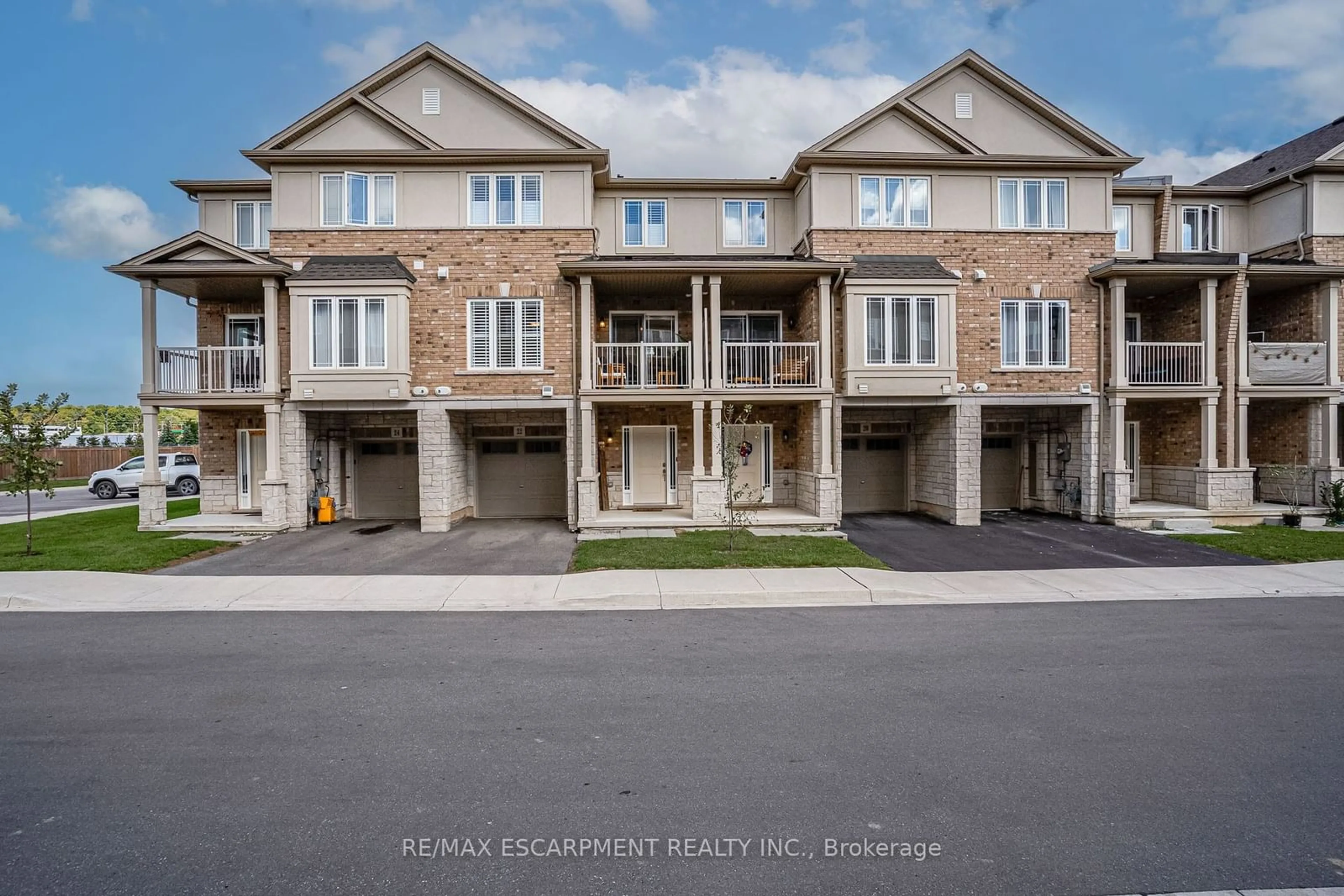 A pic from exterior of the house or condo, the street view for 22 Aquarius Cres, Hamilton Ontario L0R 1P0