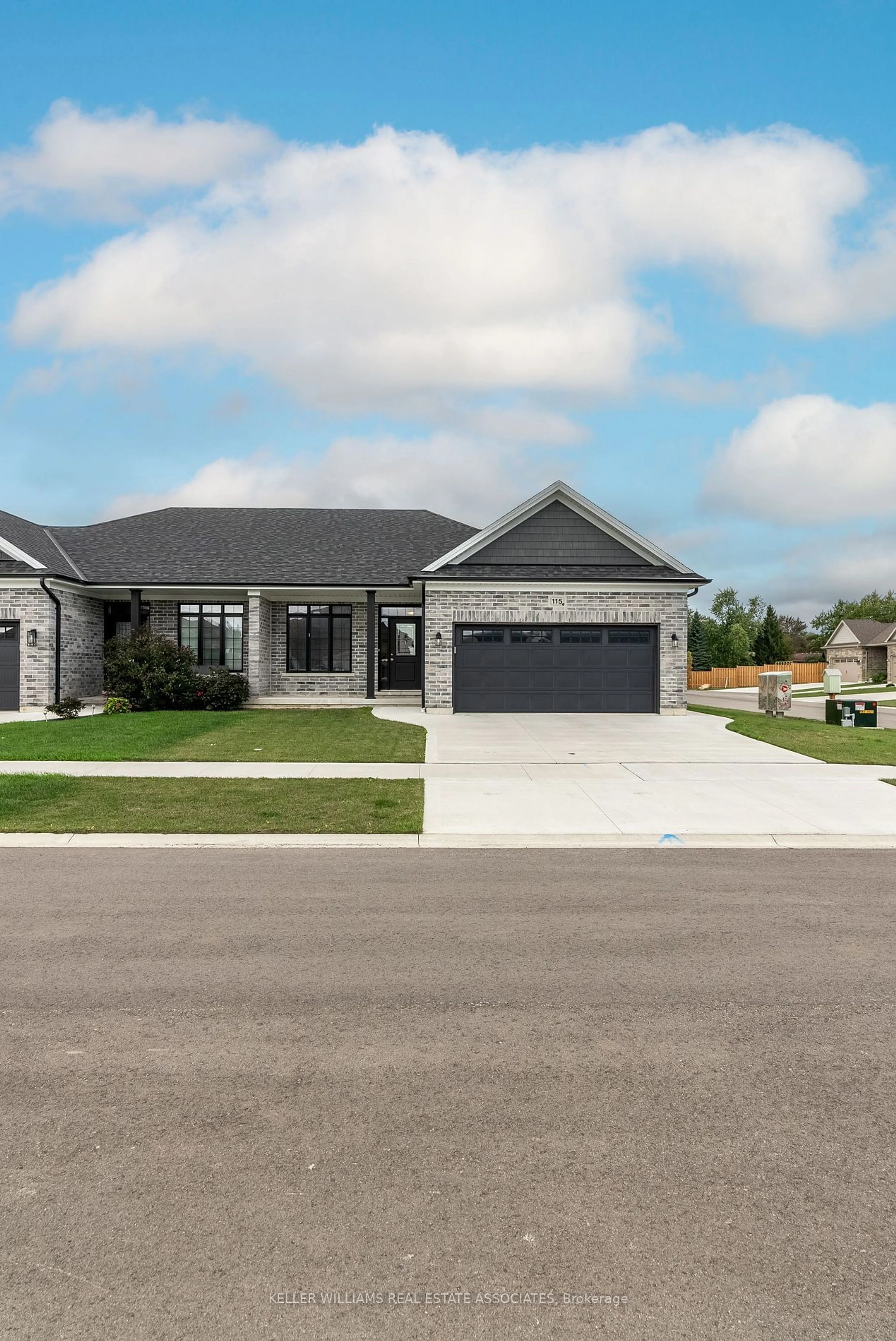 Frontside or backside of a home, the street view for 115 Lanz Blvd, Chatham-Kent Ontario N0P 1A0