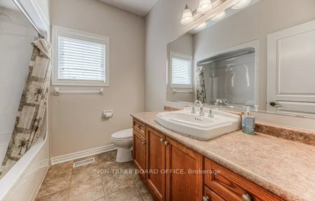 Additional property image - 43 Frey Cres