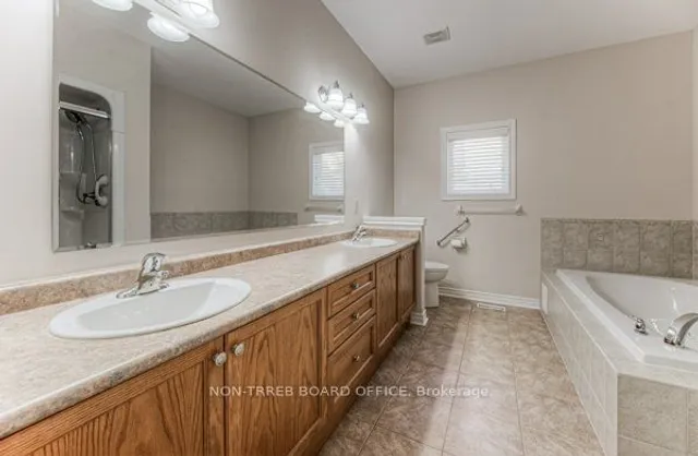 Additional property image - 43 Frey Cres