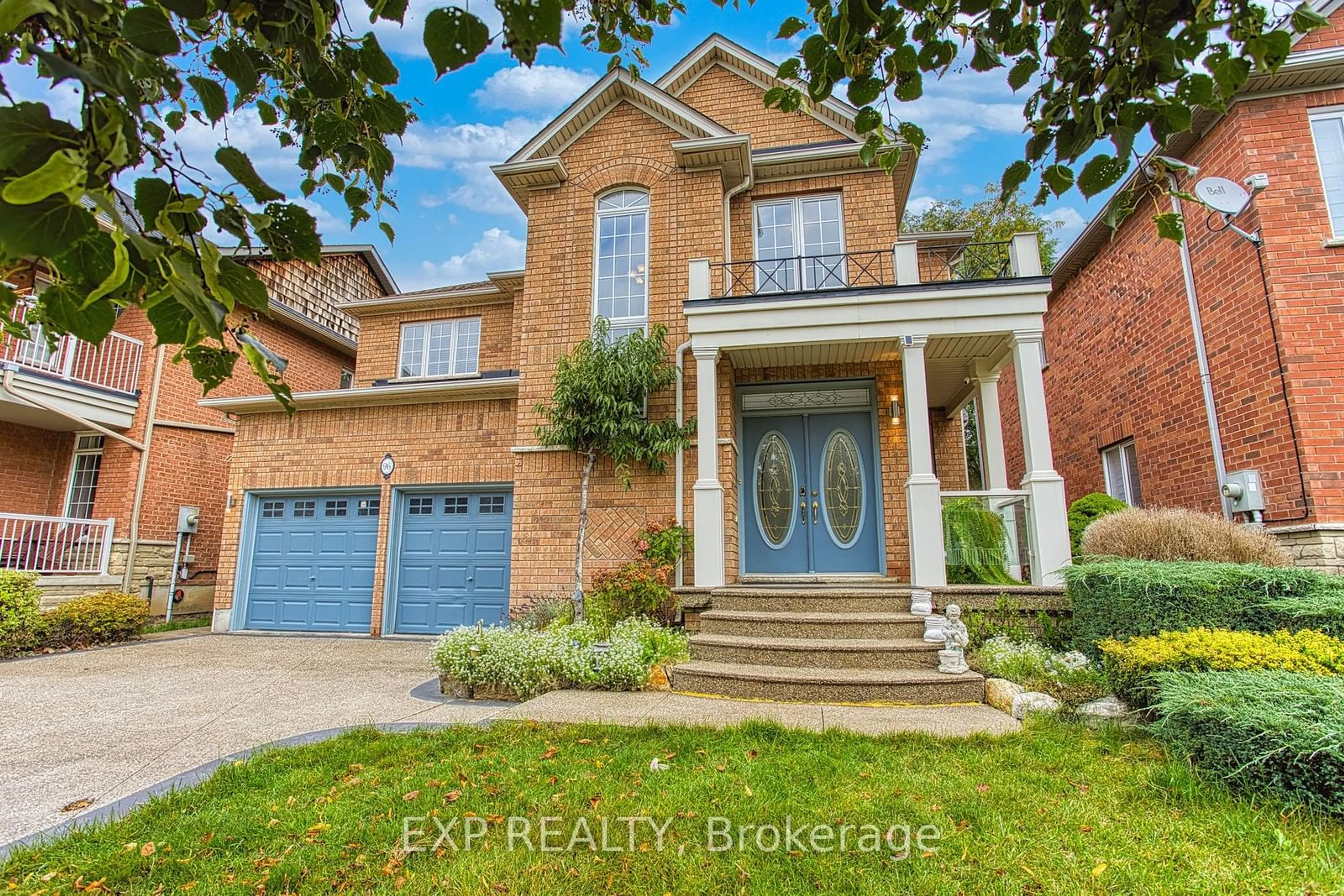 Home with brick exterior material for 96 Glenmeadow Cres, Hamilton Ontario L8E 6C2