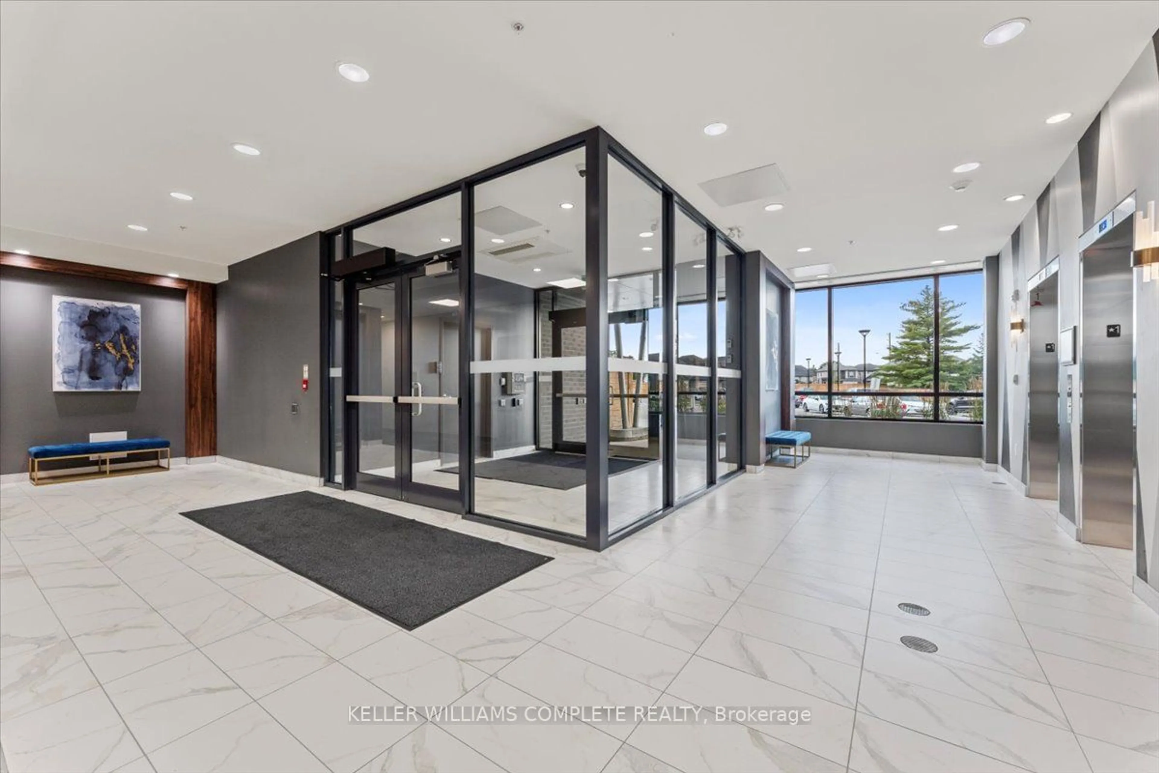 Indoor foyer, ceramic floors for 26 Lowes Rd #211, Guelph Ontario N1G 0H4