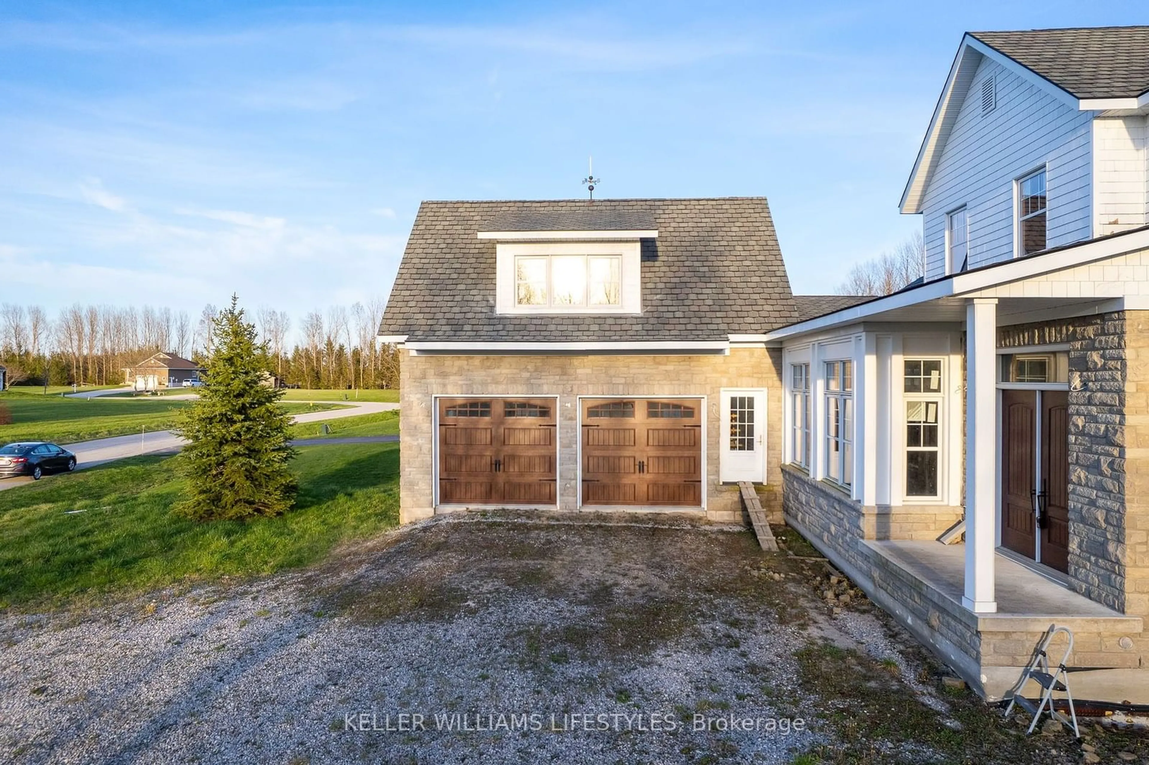 Indoor garage, cement floor for 71859 Sunridge Cres, Bluewater Ontario N0M 1N0