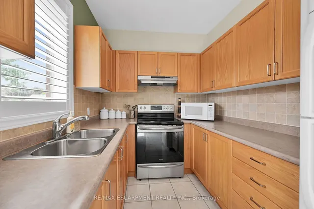 Additional property image - 28 Titan Dr