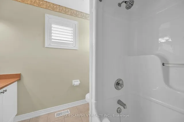 Additional property image - 28 Titan Dr