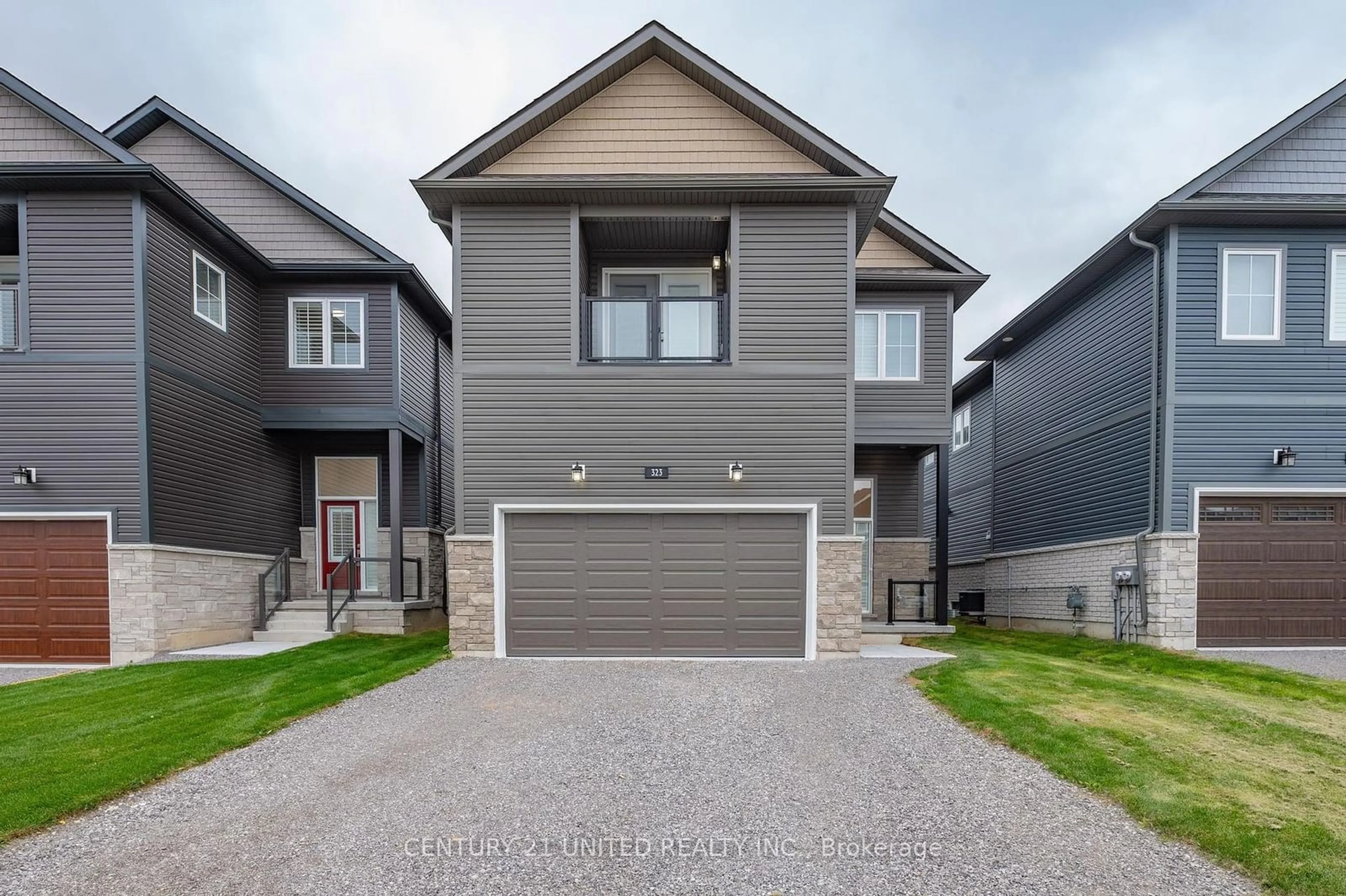 Frontside or backside of a home, the street view for 323 Mullighan Gdns, Peterborough Ontario K9K 0G3