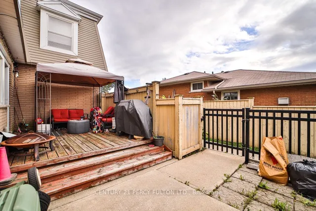 Additional property image - 102 Neil Ave