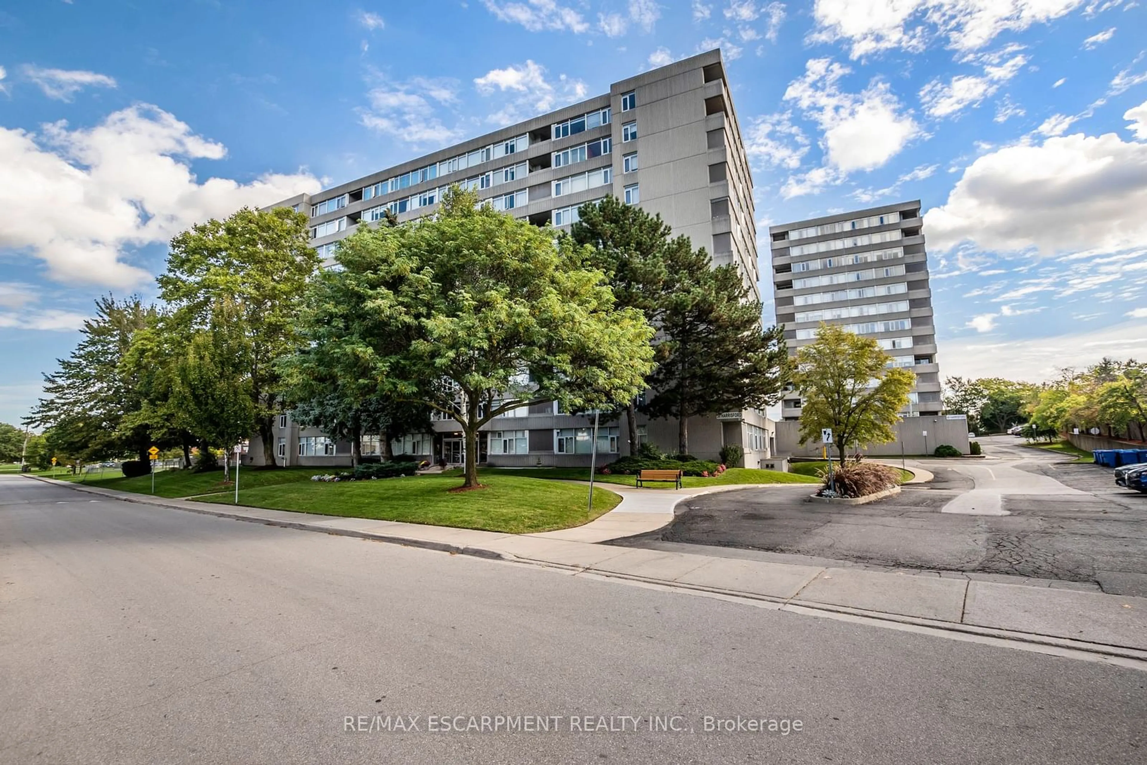 A pic from exterior of the house or condo, the street view for 30 HARRISFORD St #1108, Hamilton Ontario L8K 6M9