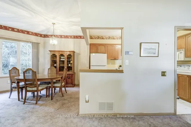 Additional property image - 192 SILVERBIRCH Blvd