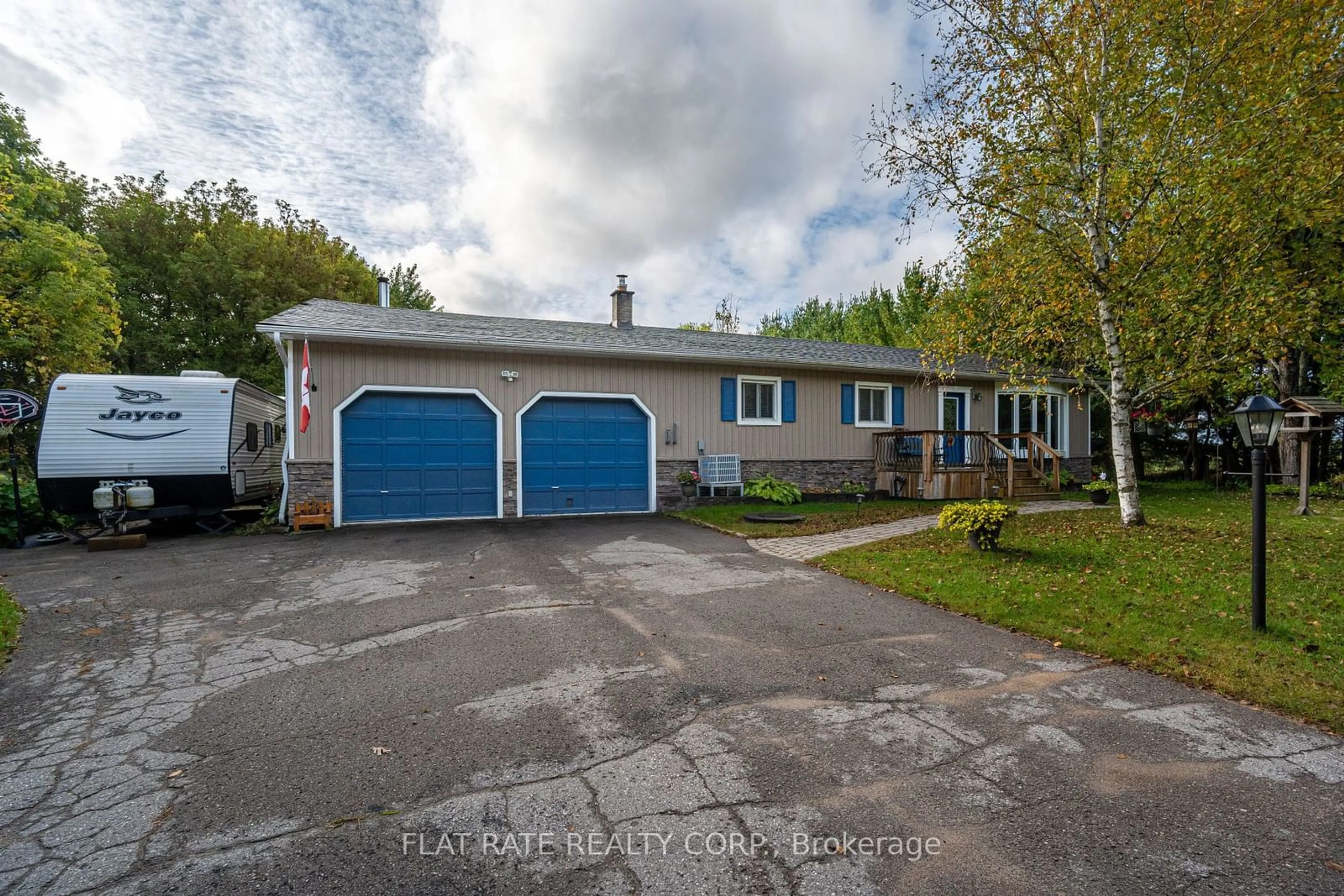 Frontside or backside of a home, cottage for 347 Birchview Rd, Douro-Dummer Ontario K0L 2H0