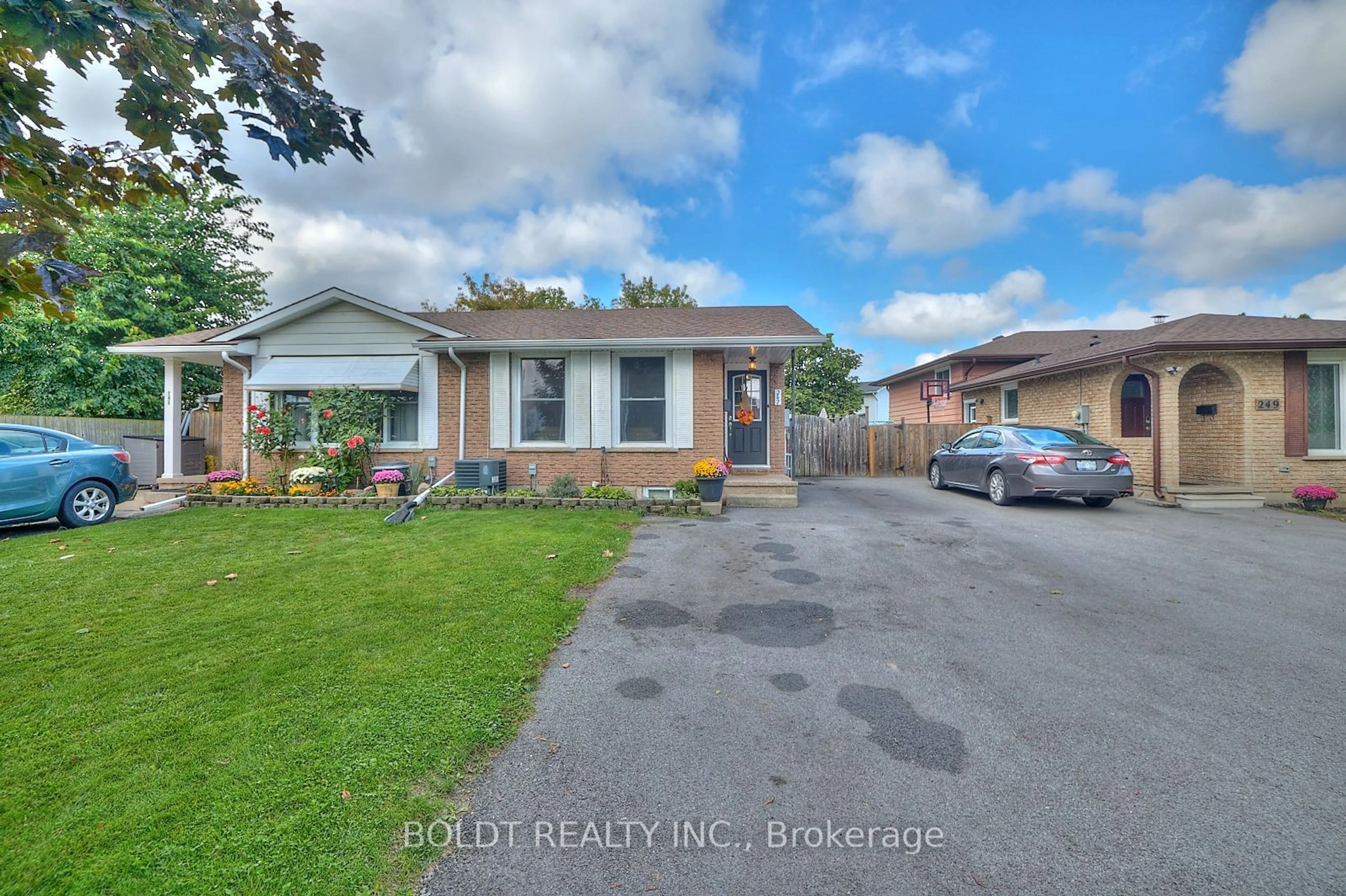 Frontside or backside of a home, the street view for 247 St Augustine Dr, St. Catharines Ontario L2P 3L9