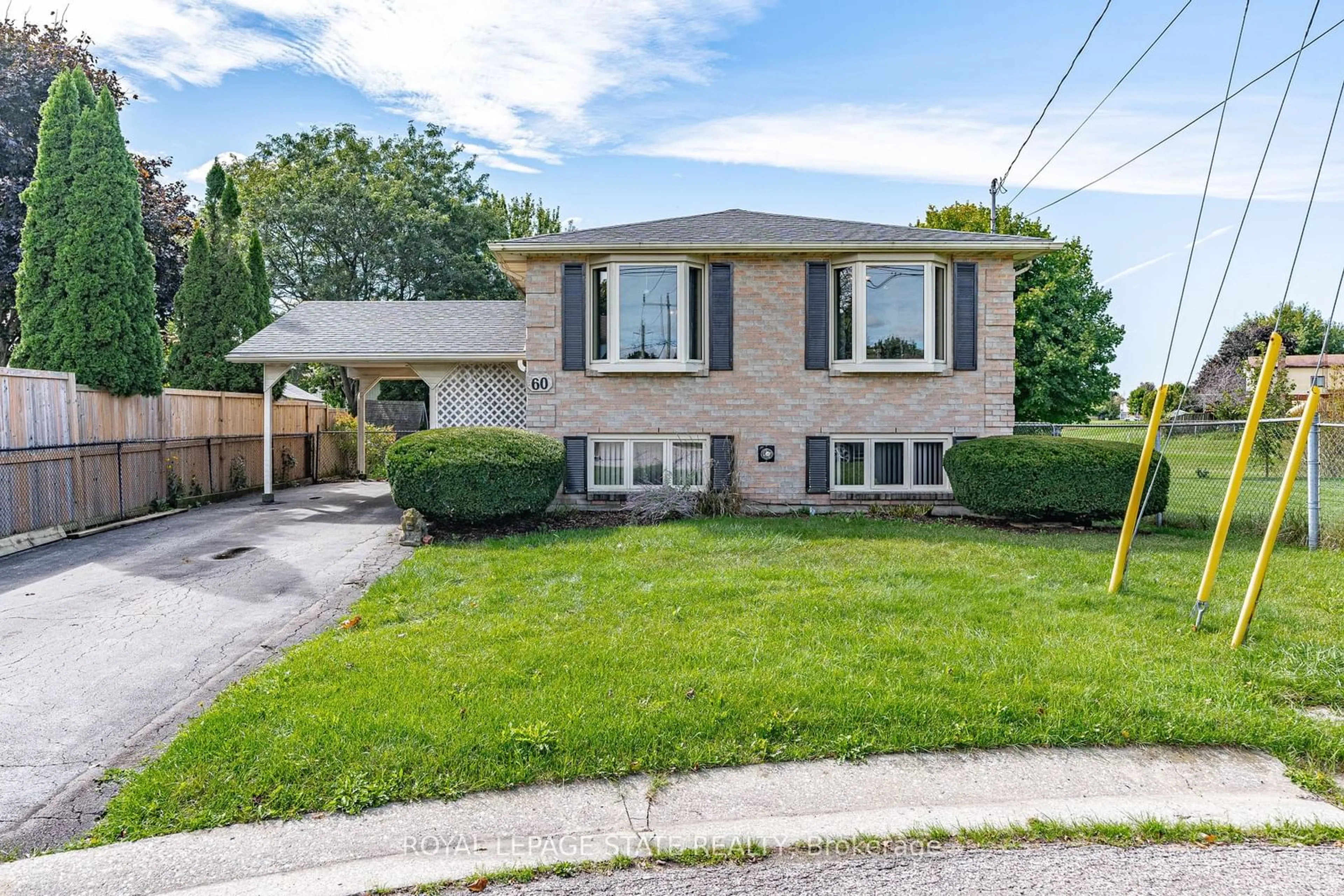 Frontside or backside of a home for 60 Fraser St, Haldimand Ontario N3W 1J9