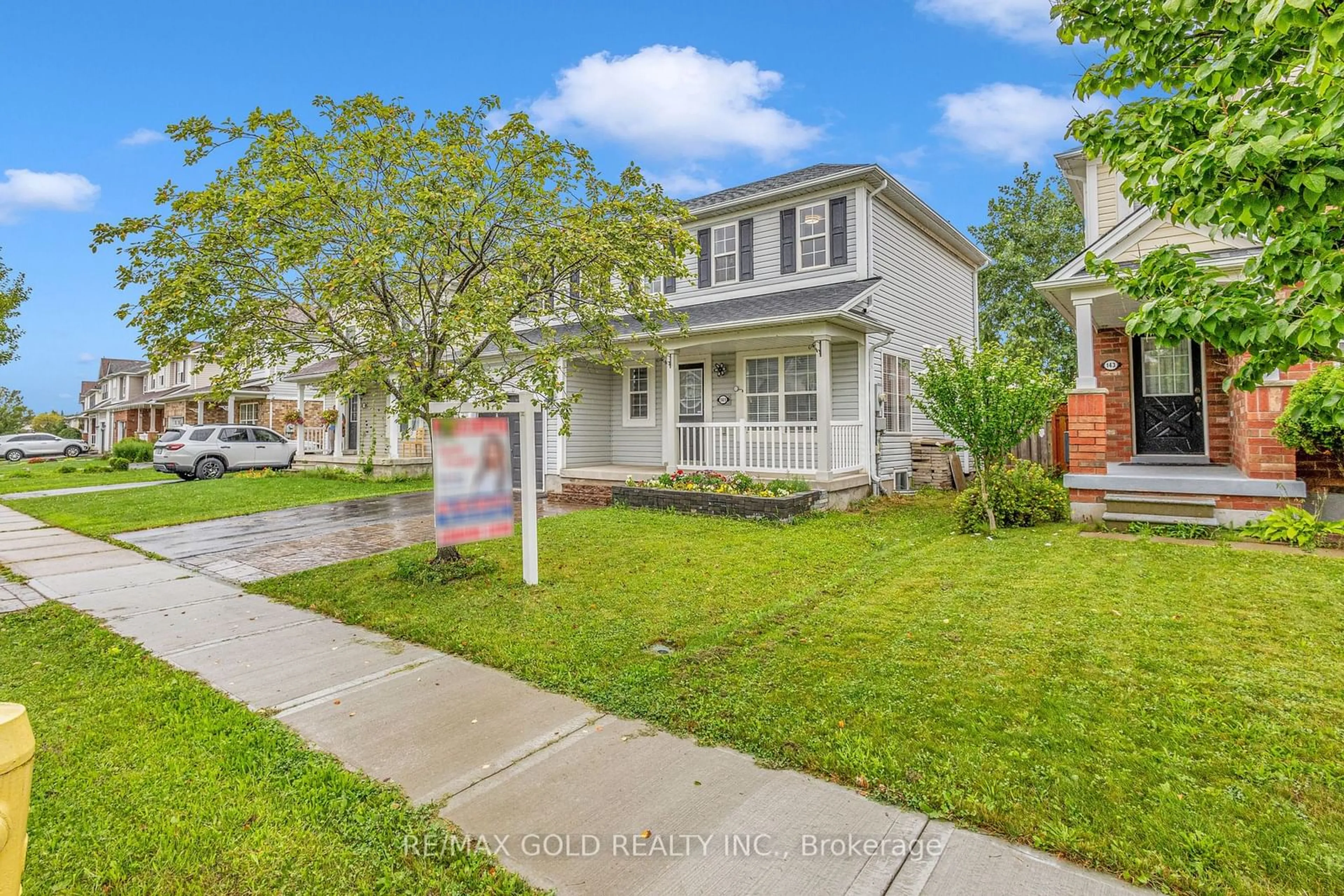 Frontside or backside of a home, the street view for 141 Osborn Ave, Brantford Ontario N3T 6S1