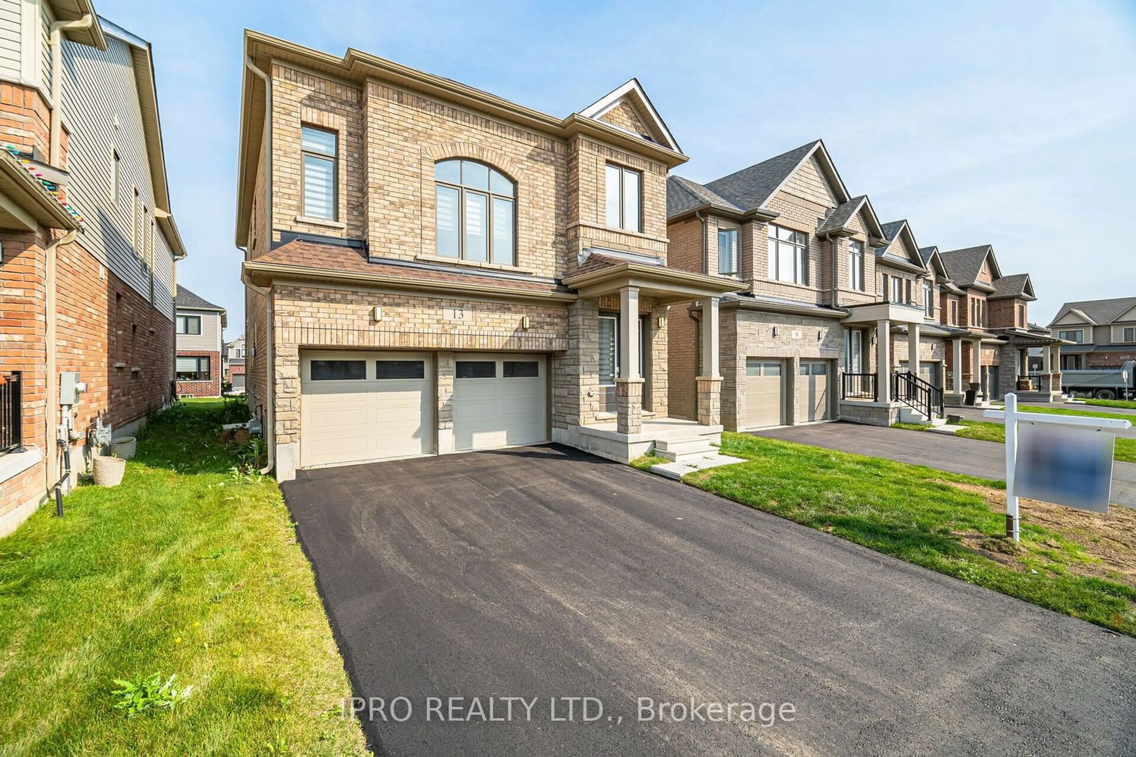 A pic from exterior of the house or condo, the street view for 13 Rustic Oak Tr, North Dumfries Ontario N0B 1E0