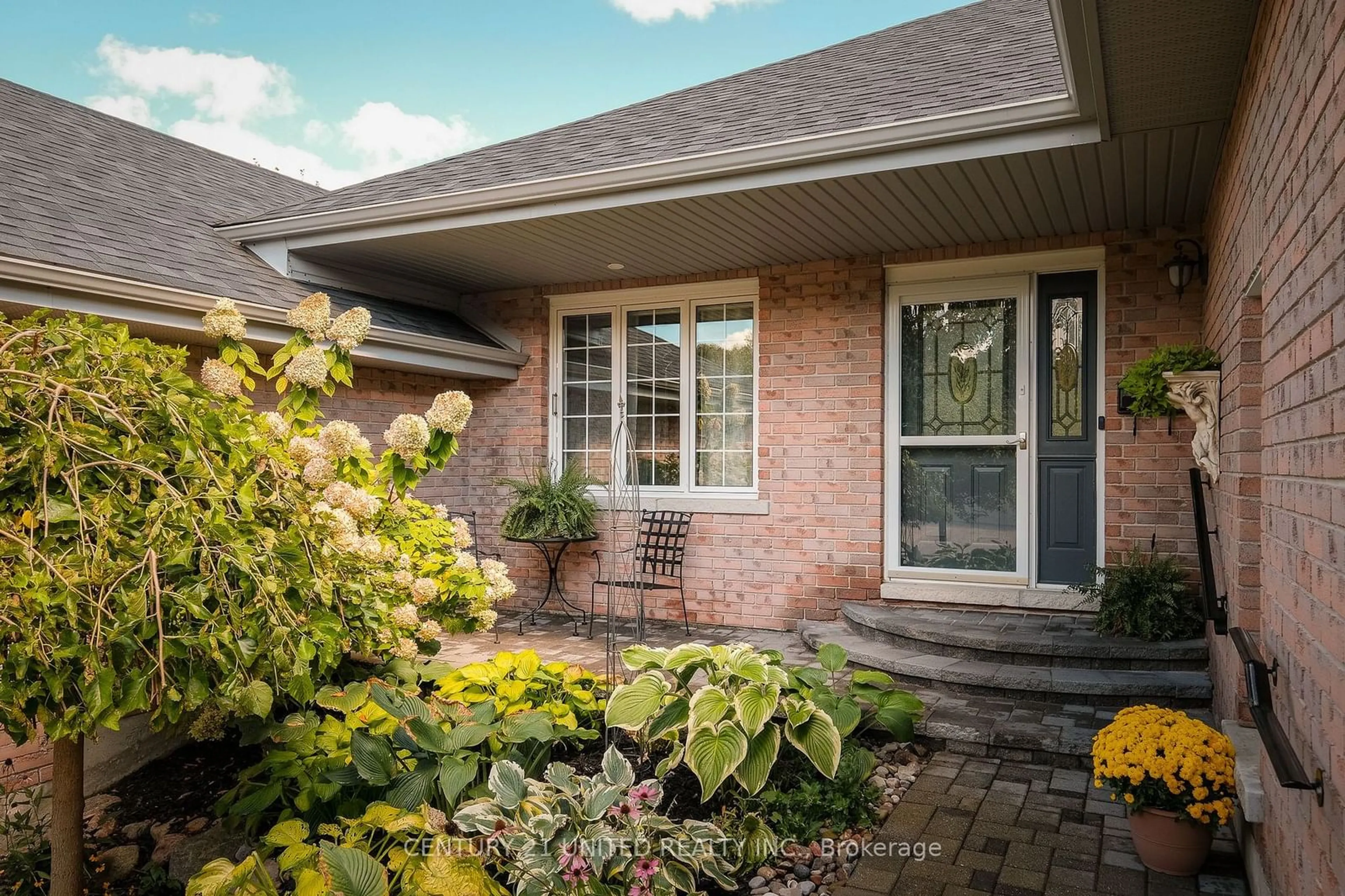 Home with brick exterior material for 1742 Ravenwood Dr #104, Peterborough Ontario K9K 2R5