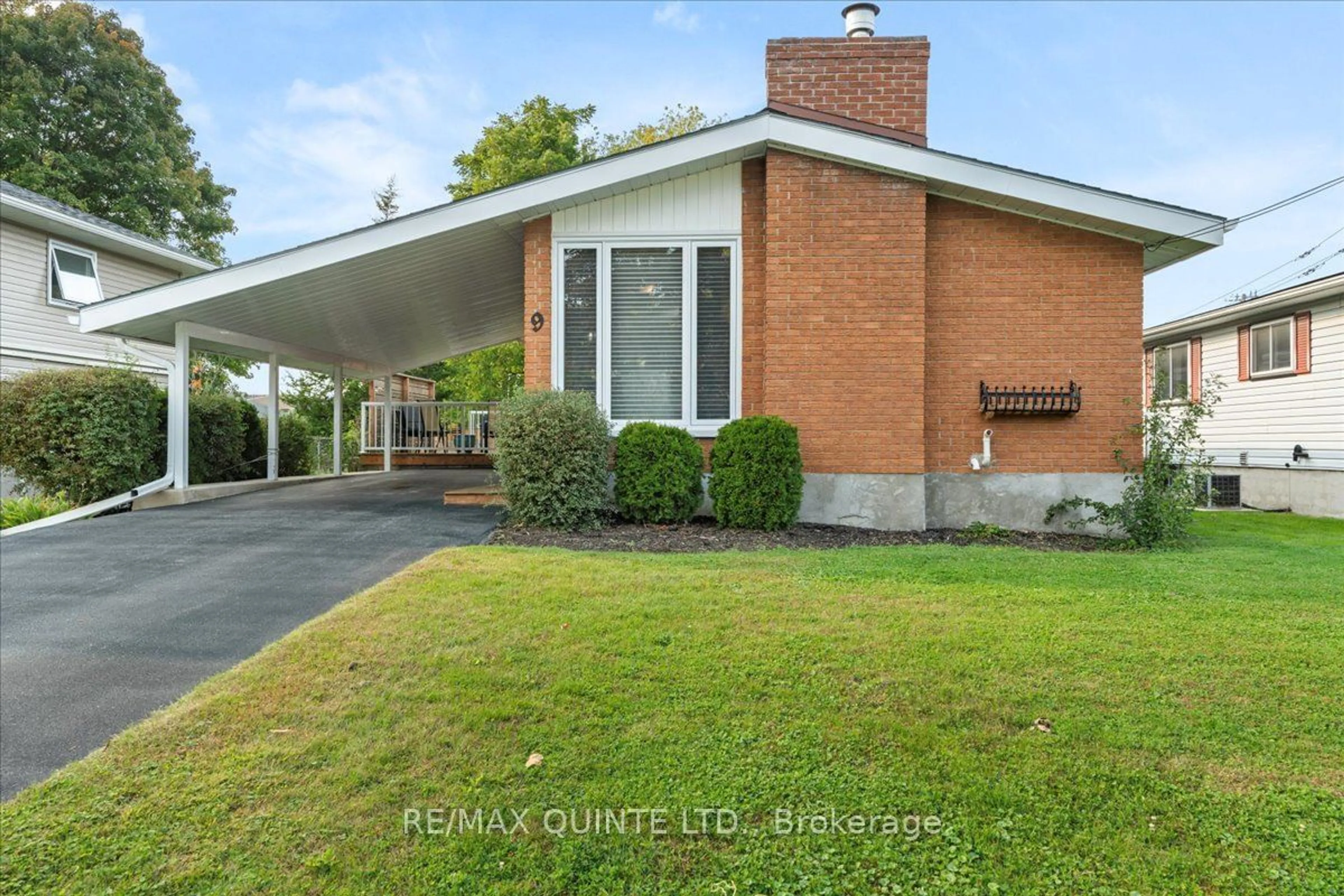 Frontside or backside of a home for 9 Simeon St, Prince Edward County Ontario K0K 2T0