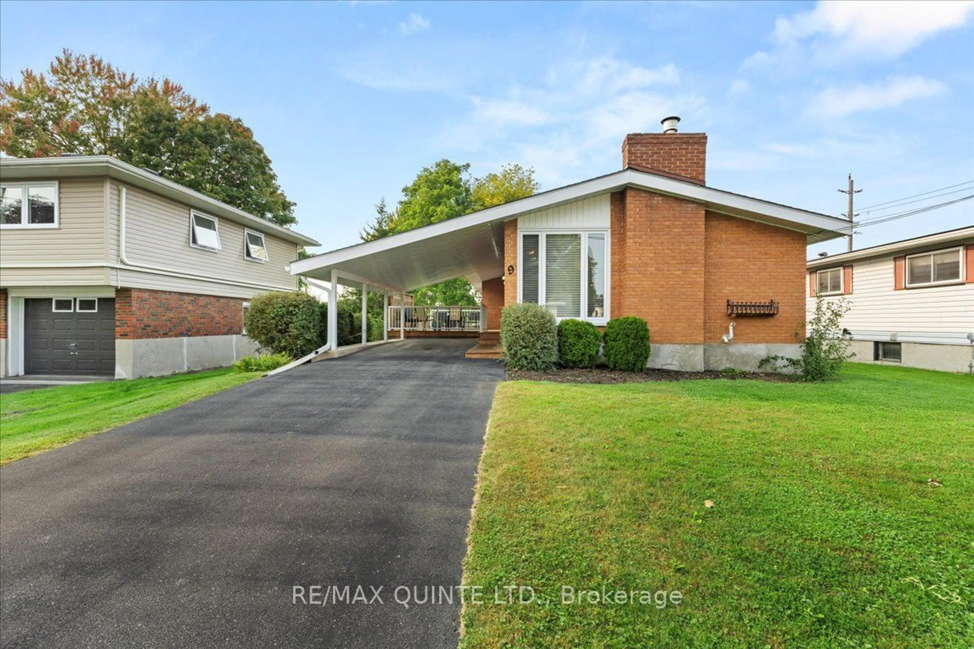 Frontside or backside of a home for 9 Simeon St, Prince Edward County Ontario K0K 2T0