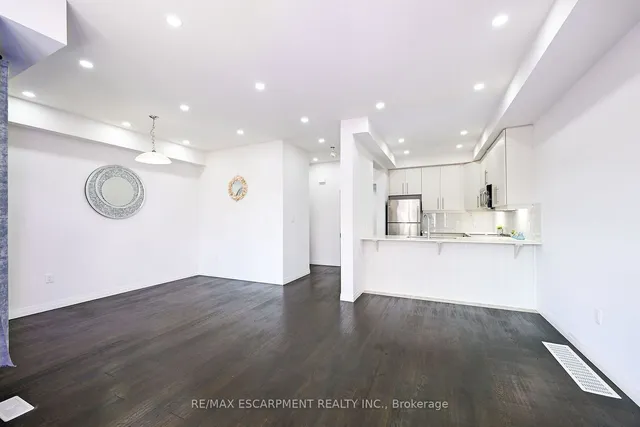 Additional property image - 30 Time Square Blvd Unit 70