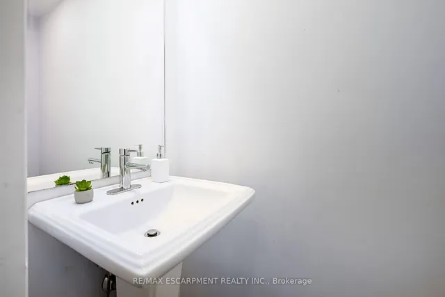 Additional property image - 30 Time Square Blvd Unit 70