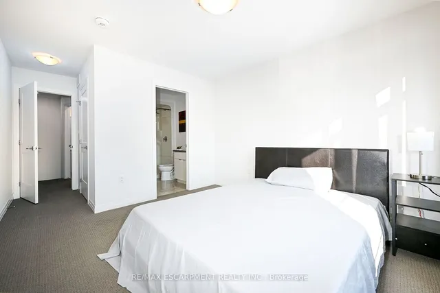 Additional property image - 30 Time Square Blvd Unit 70