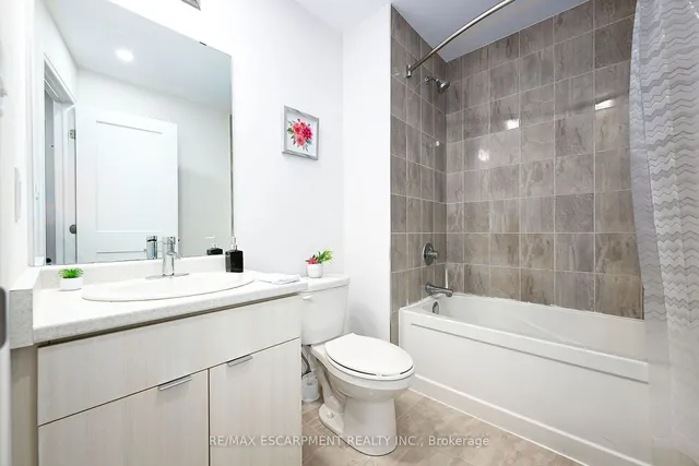Additional property image - 30 Time Square Blvd Unit 70