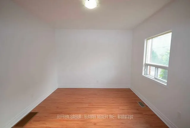 Additional property image - 279 Wentworth St
