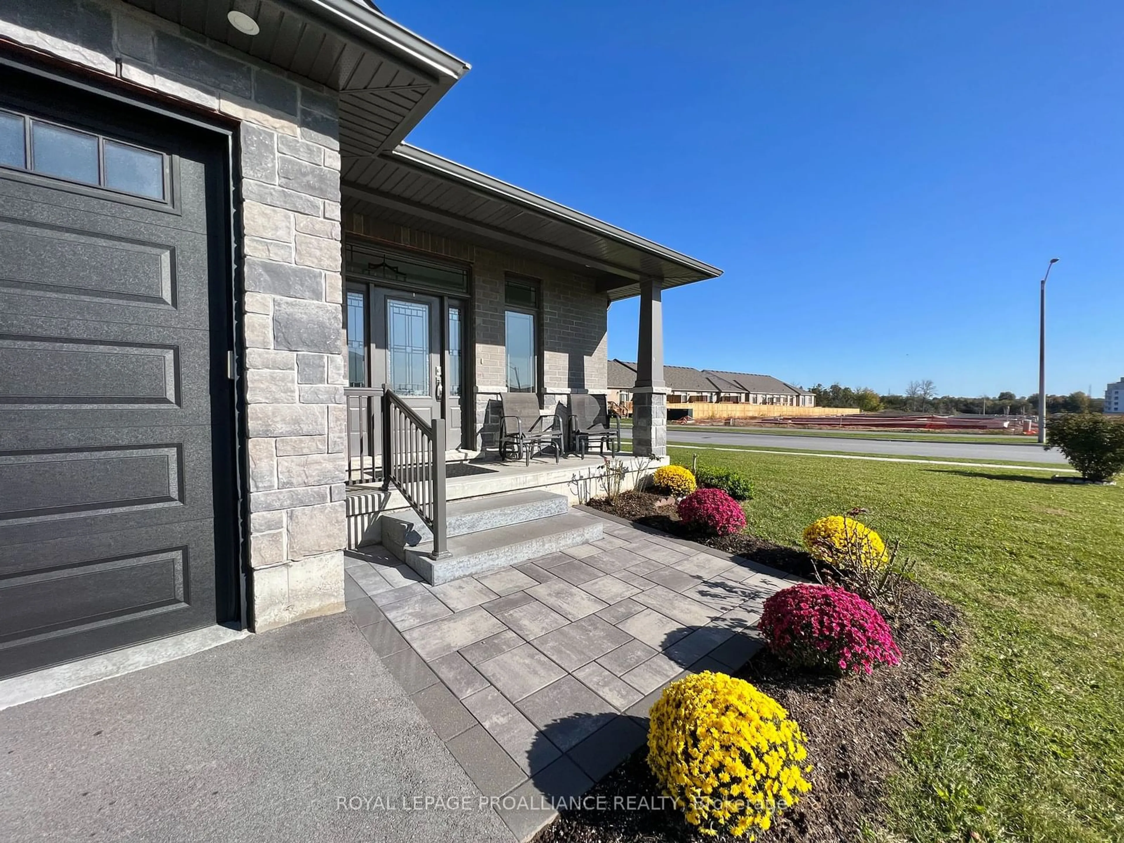 Indoor entryway, cement floor for 80 Wims Way, Belleville Ontario K8N 0H8