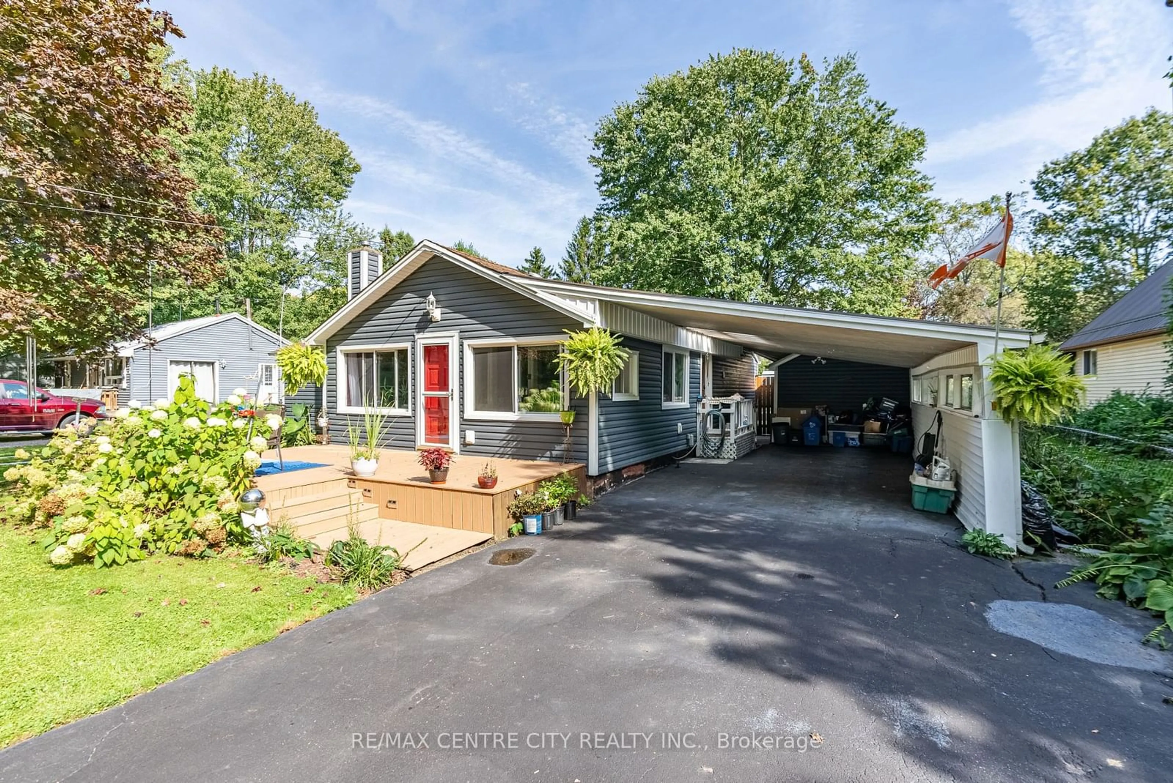 Frontside or backside of a home, cottage for 24 Addison St, Bayham Ontario N0J 1T0