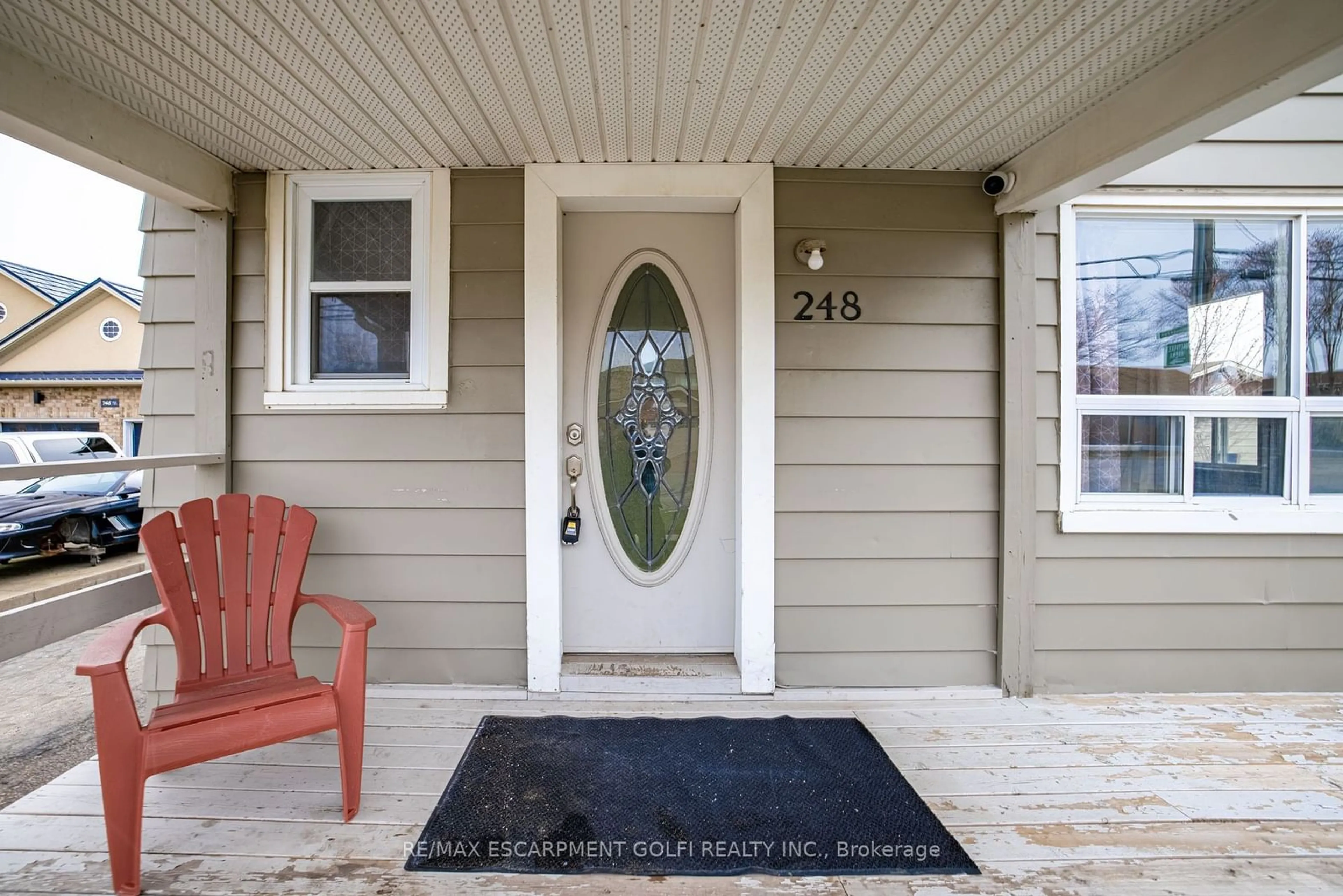 Indoor entryway, wood floors for 248 Fruitland Rd, Hamilton Ontario L8E 5J8