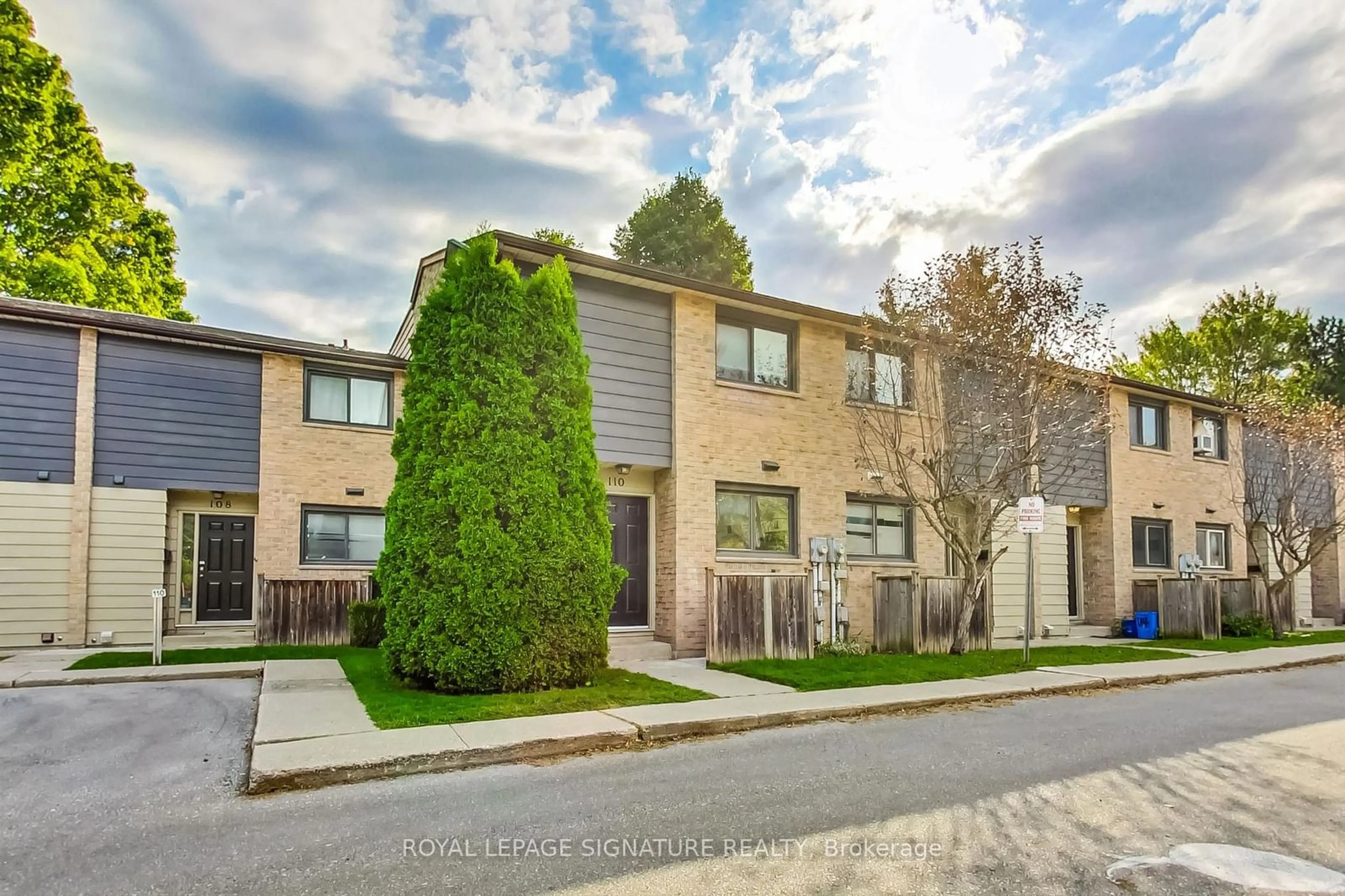 A pic from exterior of the house or condo, the street view for 40 Summit Ave #110, London Ontario N6H 4S3