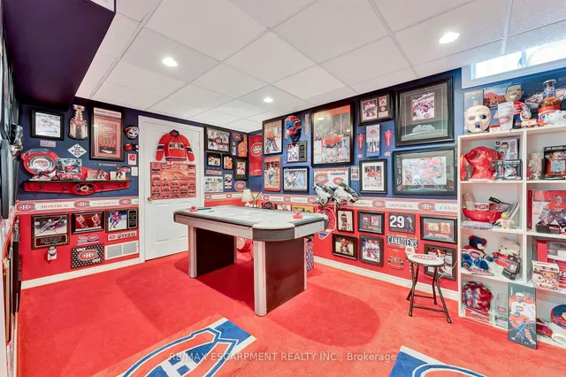 Additional property image - 19 Falconridge Dr