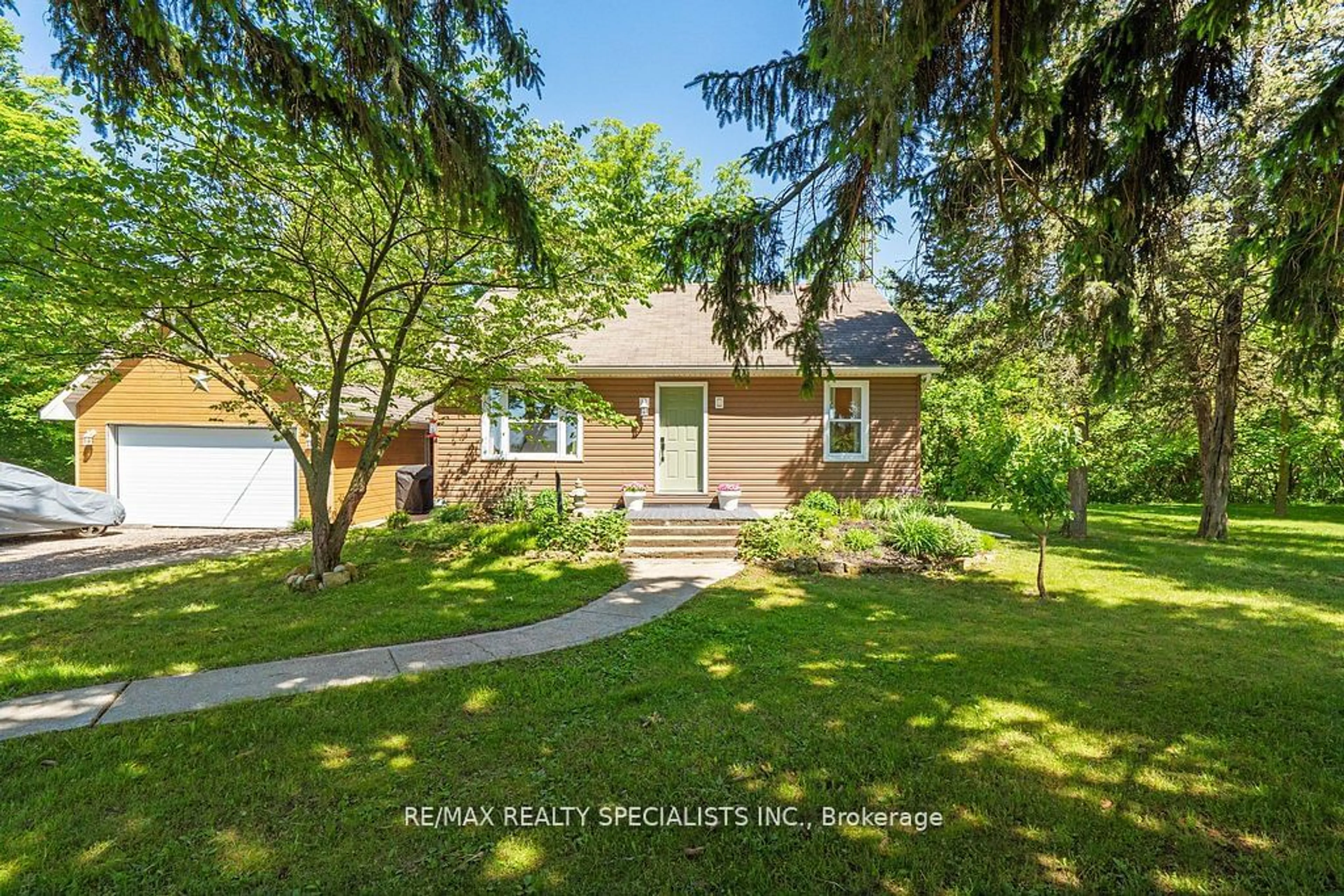 Frontside or backside of a home, cottage for 13851 Norton Line, Chatham-Kent Ontario N0P 2K0