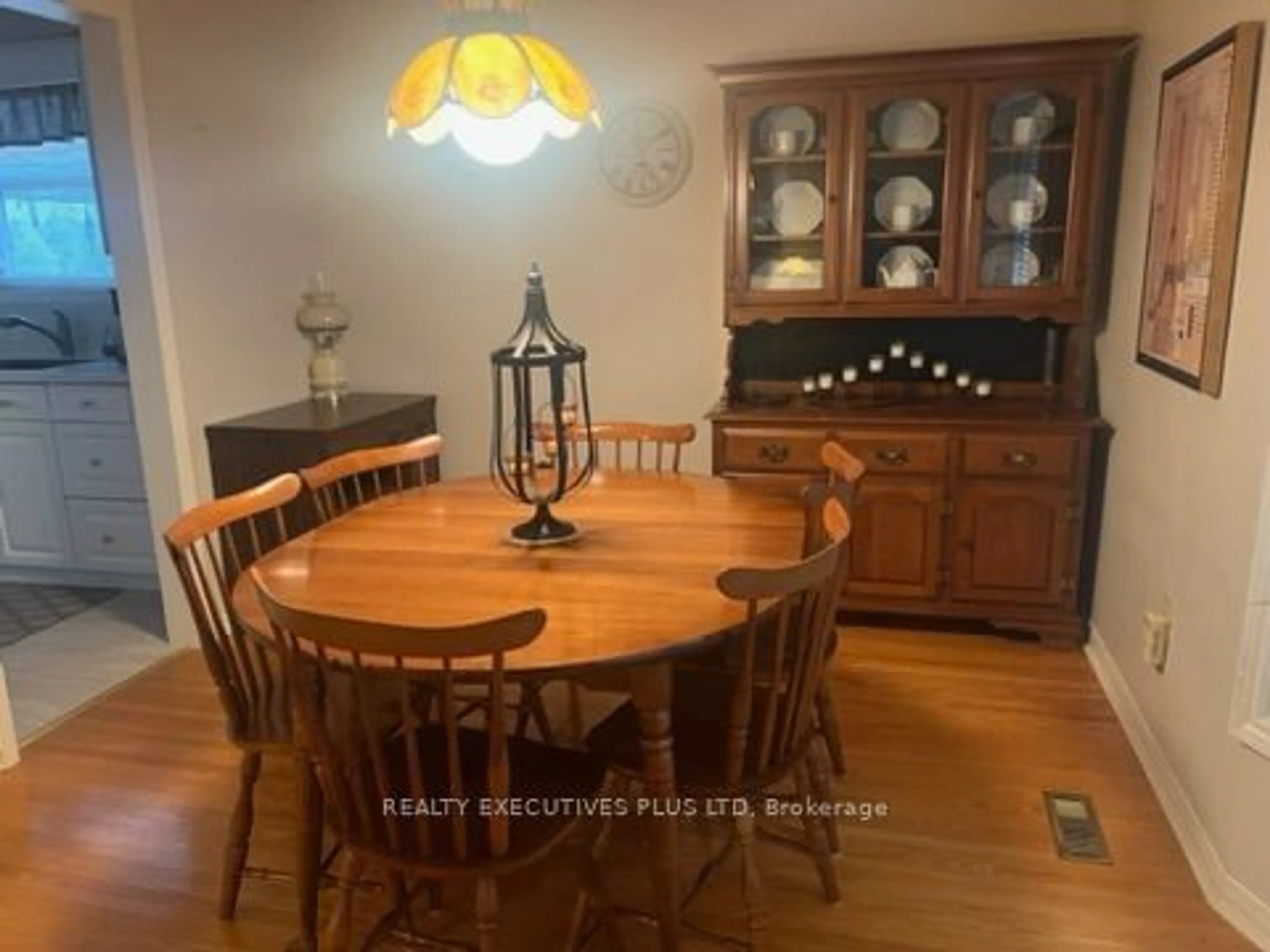 Dining room, wood floors, cottage for 616 Bunting Rd, St. Catharines Ontario L2M 2Z8