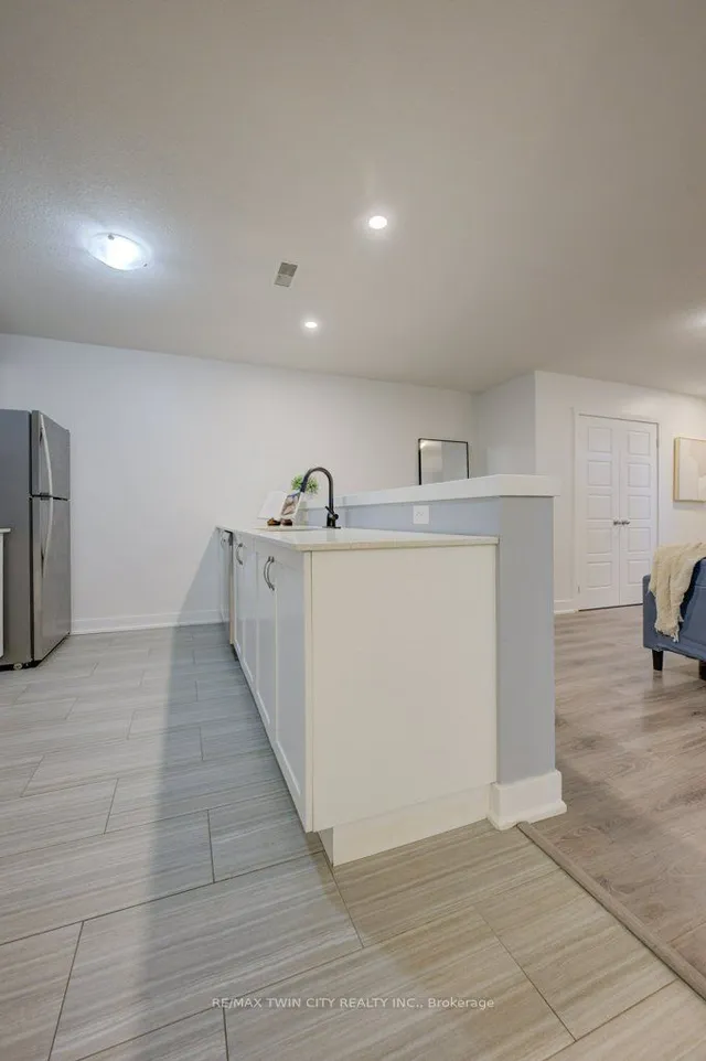 Additional property image - 361 Lancaster St Unit B3