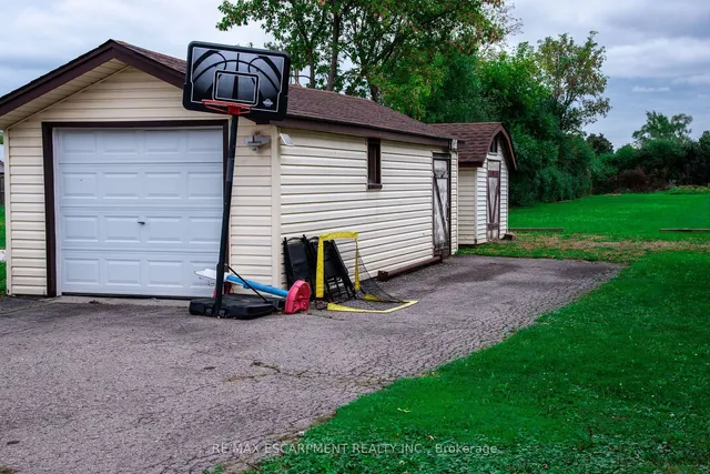 Additional property image - 144 Green Rd