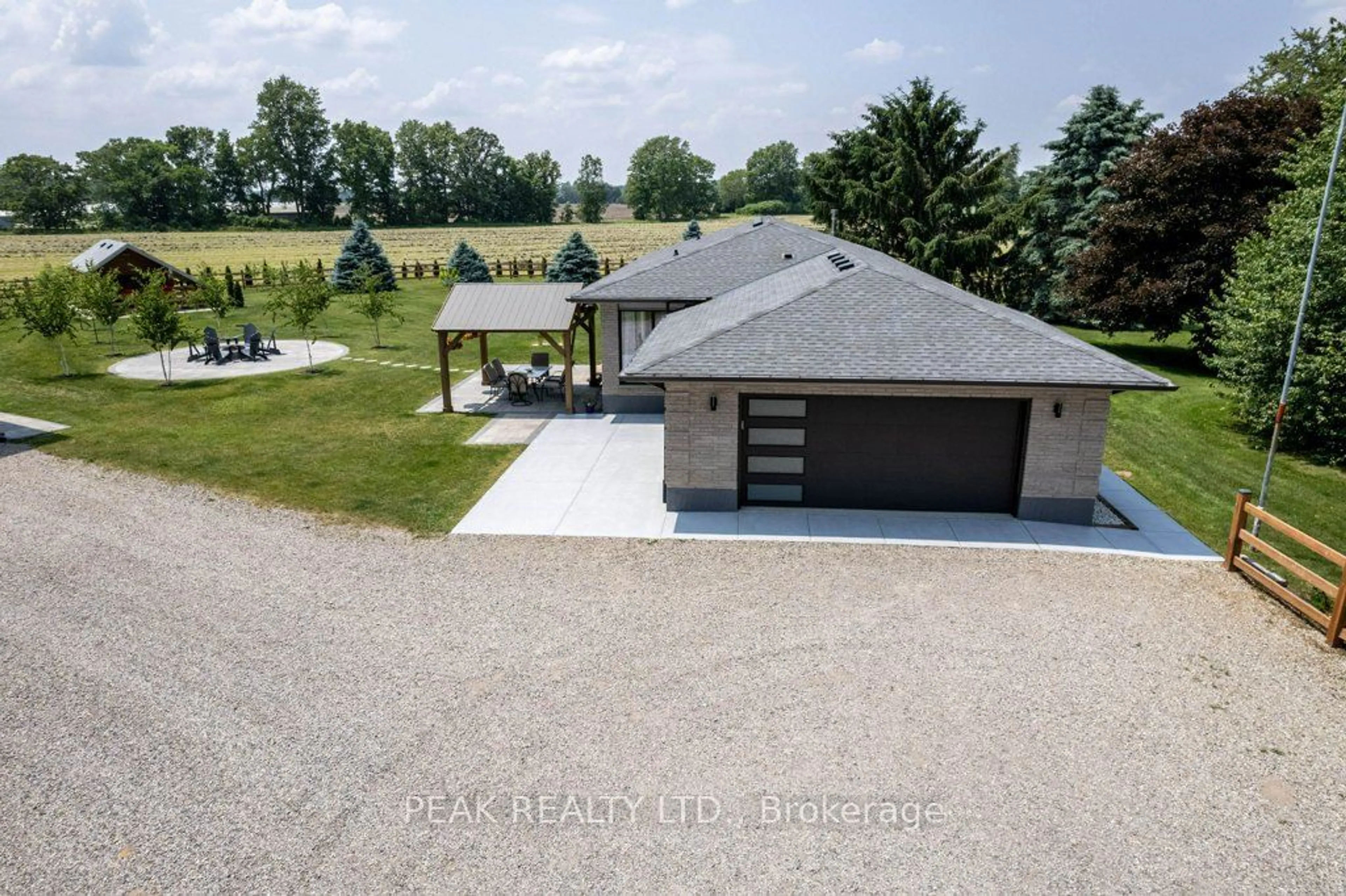 Frontside or backside of a home, cottage for 23355 Adelaide Rd, Strathroy-Caradoc Ontario N0L 1W0