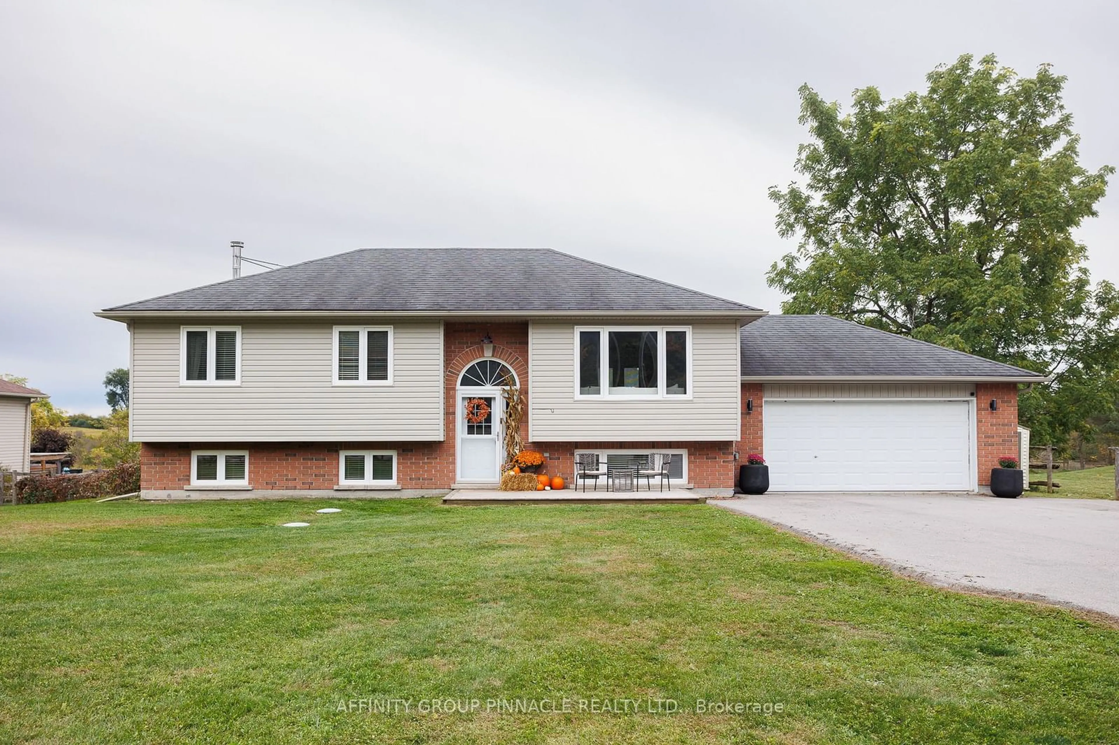 Frontside or backside of a home, the street view for 47 King St, Kawartha Lakes Ontario K0M 2T0