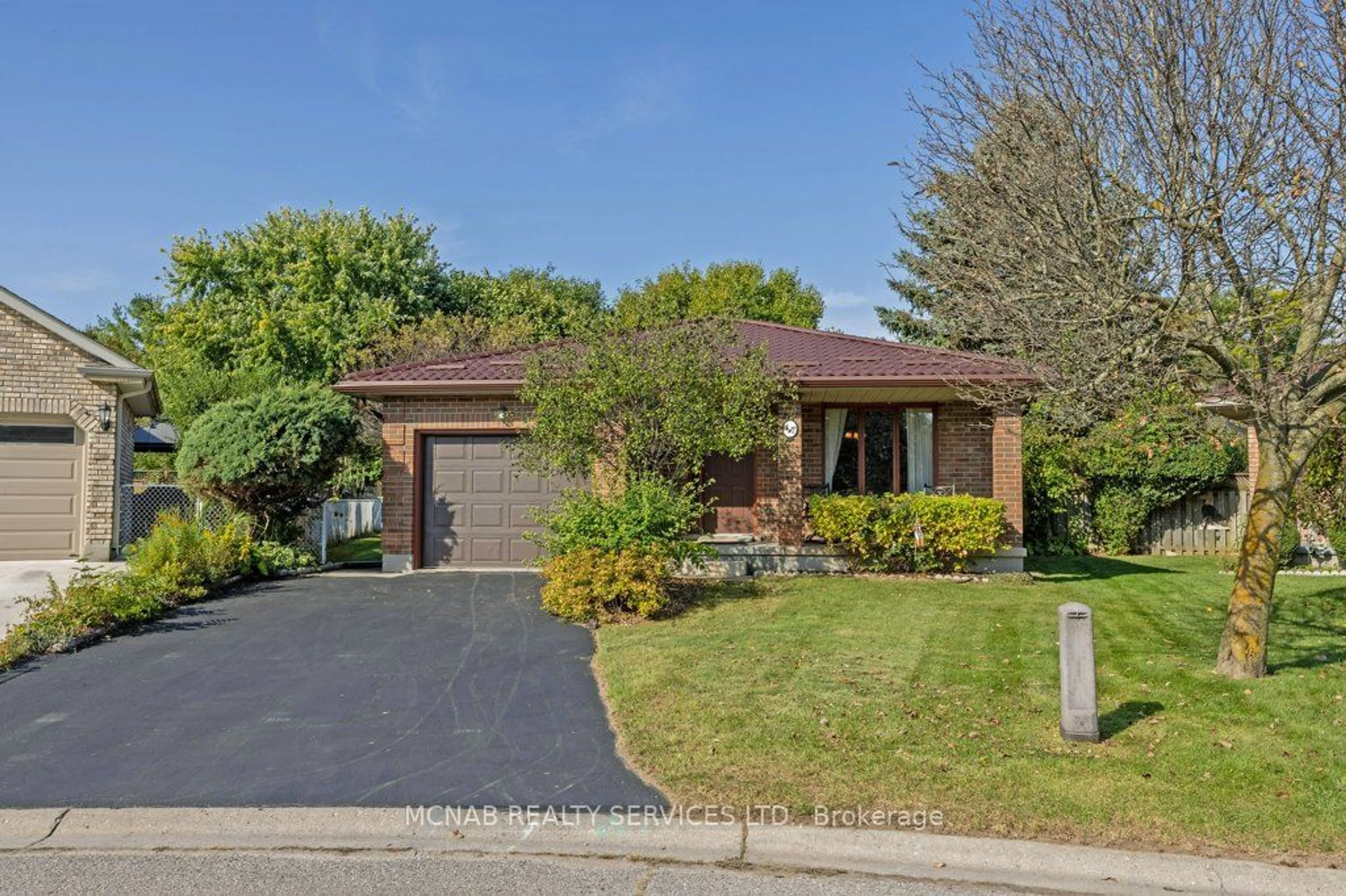 Frontside or backside of a home for 43 Christians Pl, London Ontario N5V 4N9