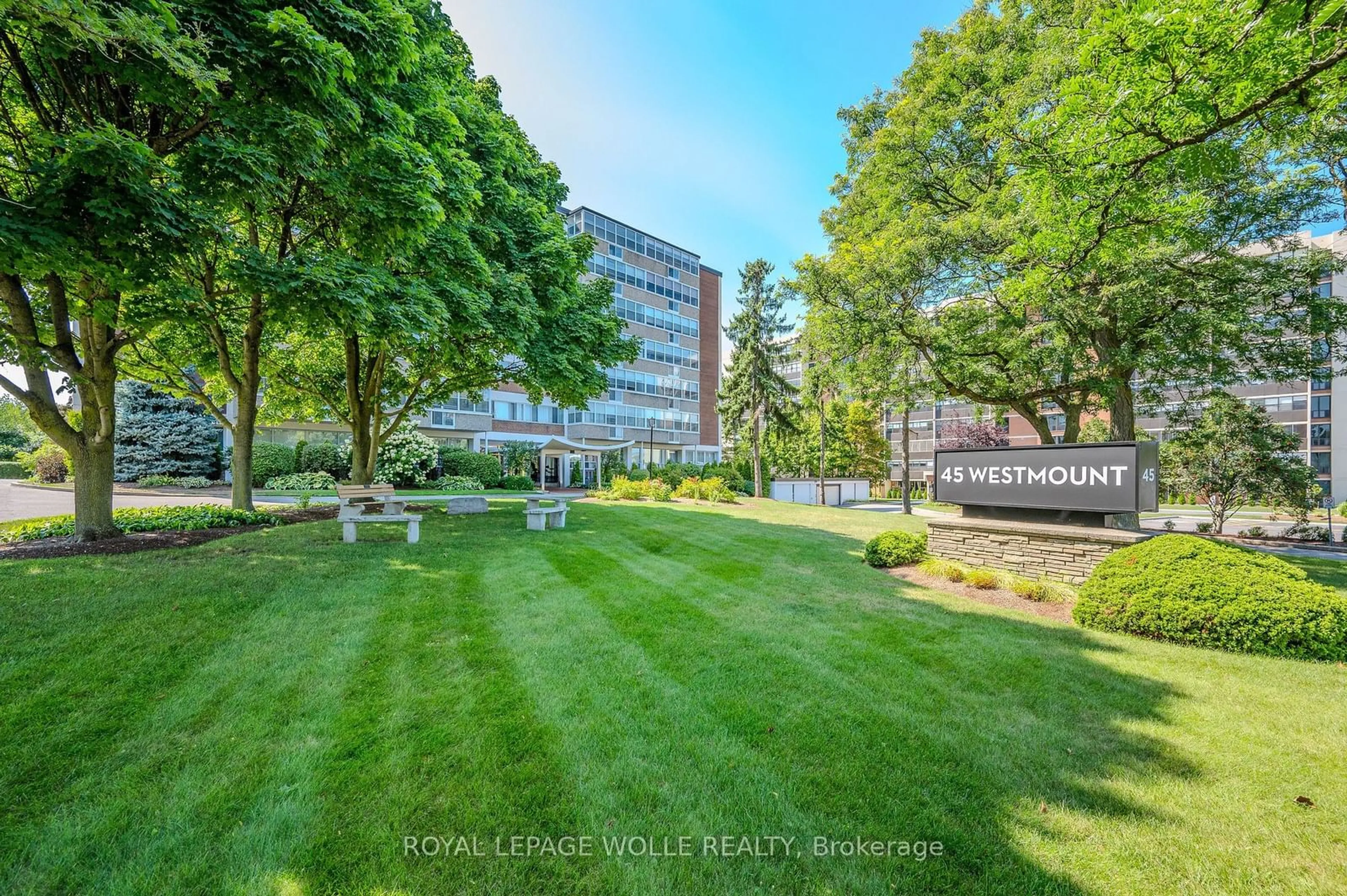 A pic from exterior of the house or condo, the street view for 45 Westmount Rd #708, Waterloo Ontario N2L 2R3