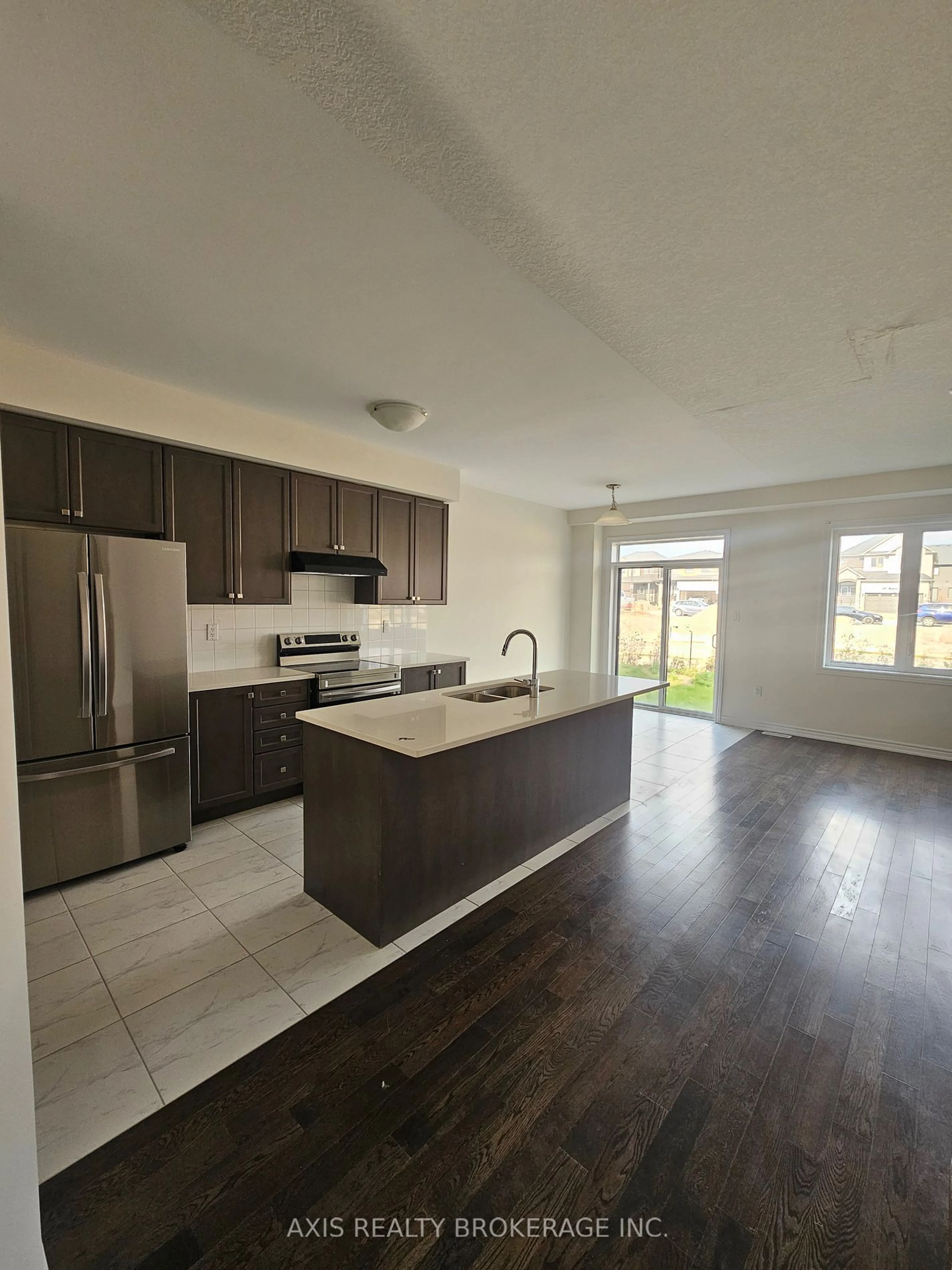 Open concept kitchen for 279 Gillespie Dr, Brantford Ontario N3T 5L5