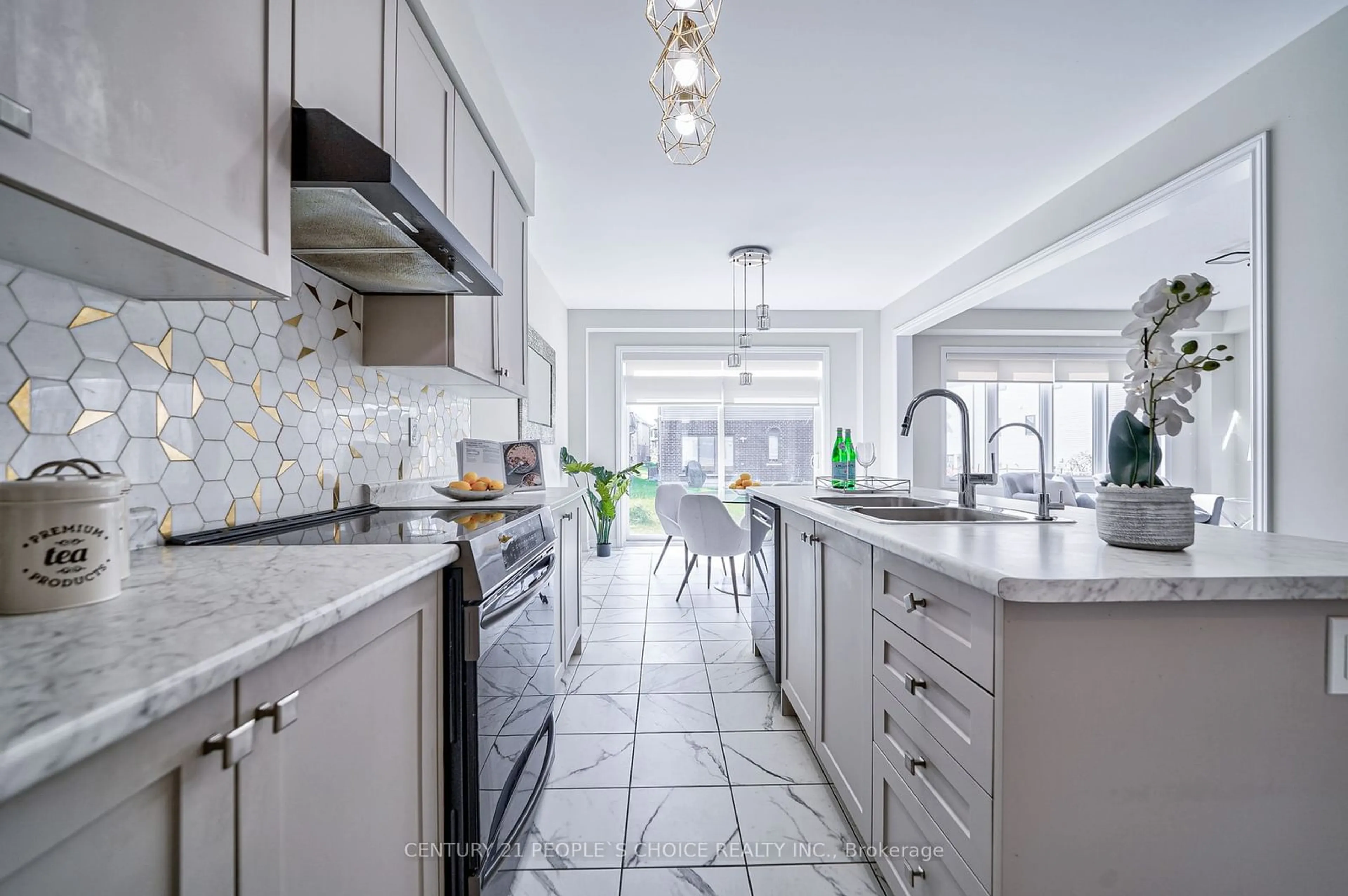 Contemporary kitchen, ceramic floors, cottage for 68 Witteveen Dr, Brantford Ontario N3T 0S3