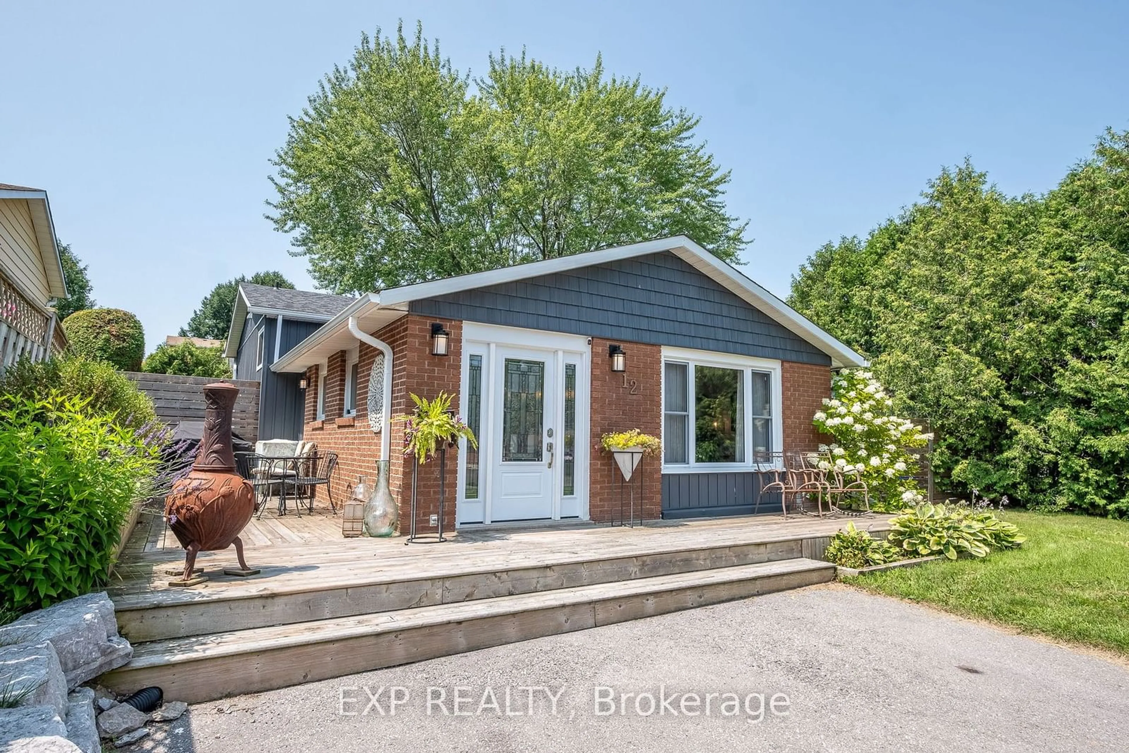 Frontside or backside of a home, cottage for 12 Calgary Rd, Port Hope Ontario L1A 3T8